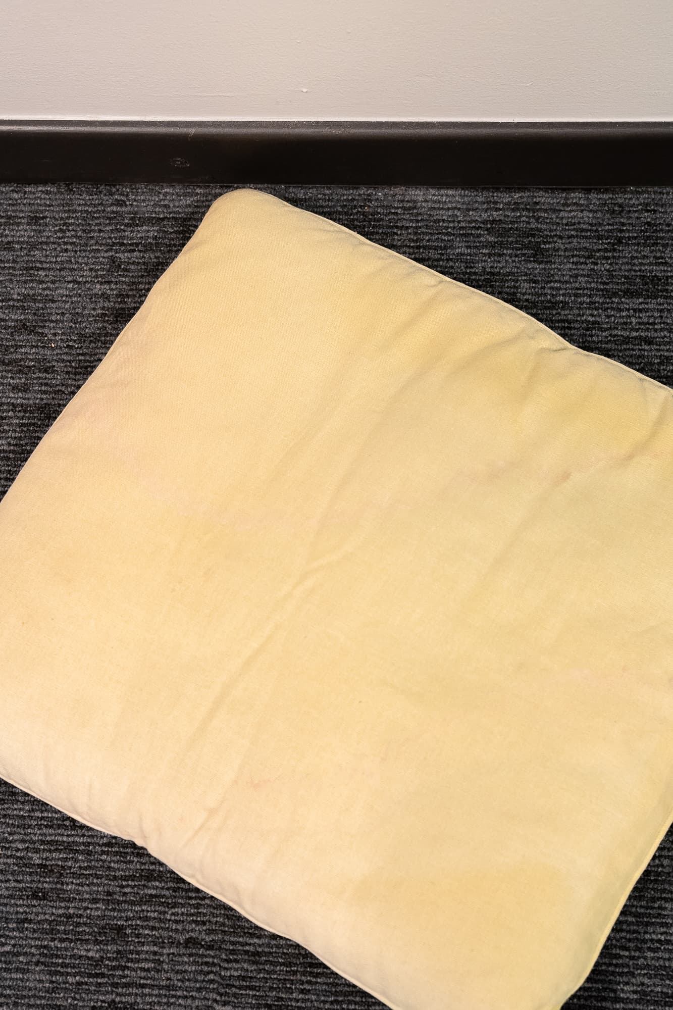 Yellow-green cushion-1