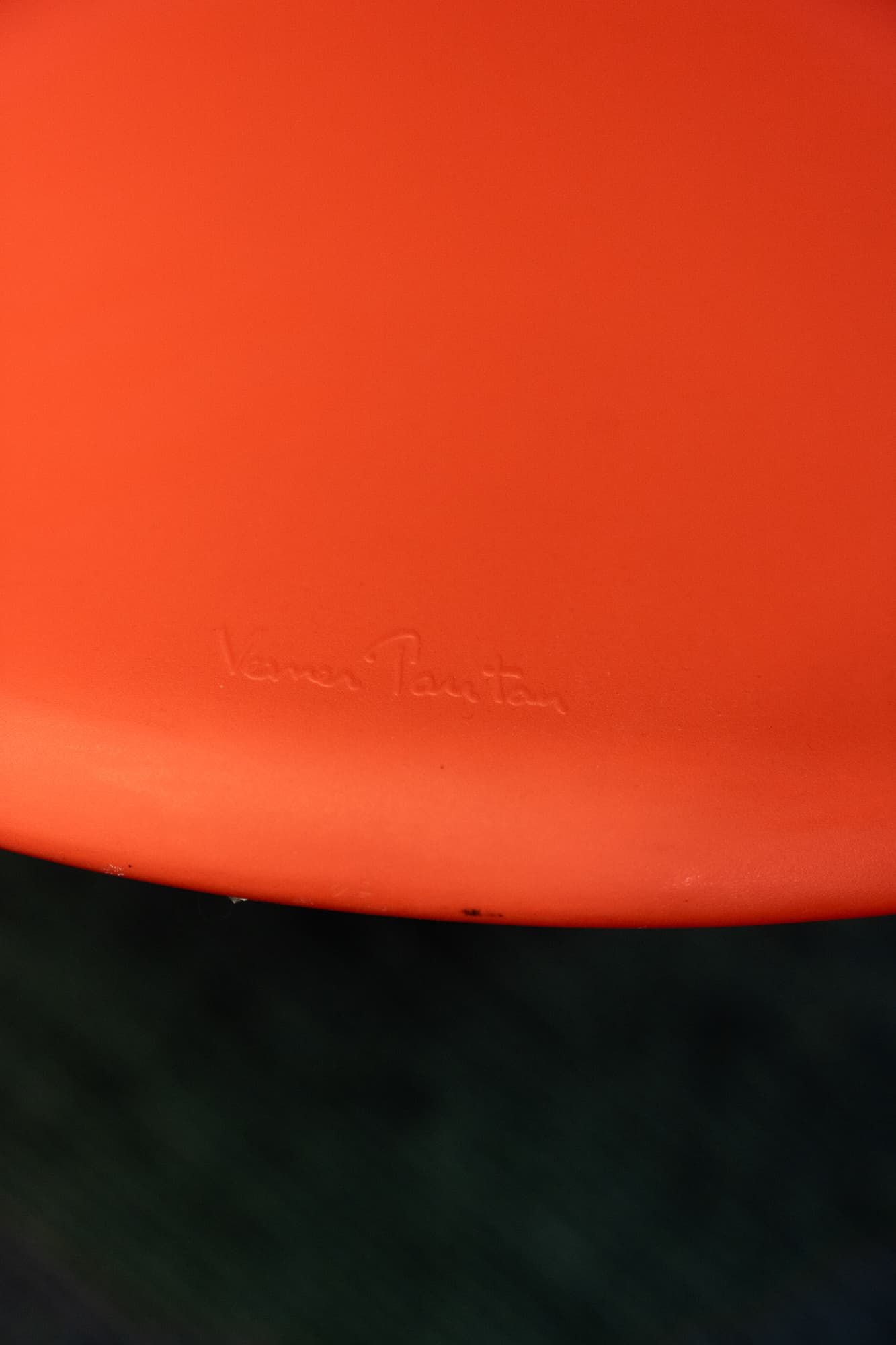 Vitra chair orange-3