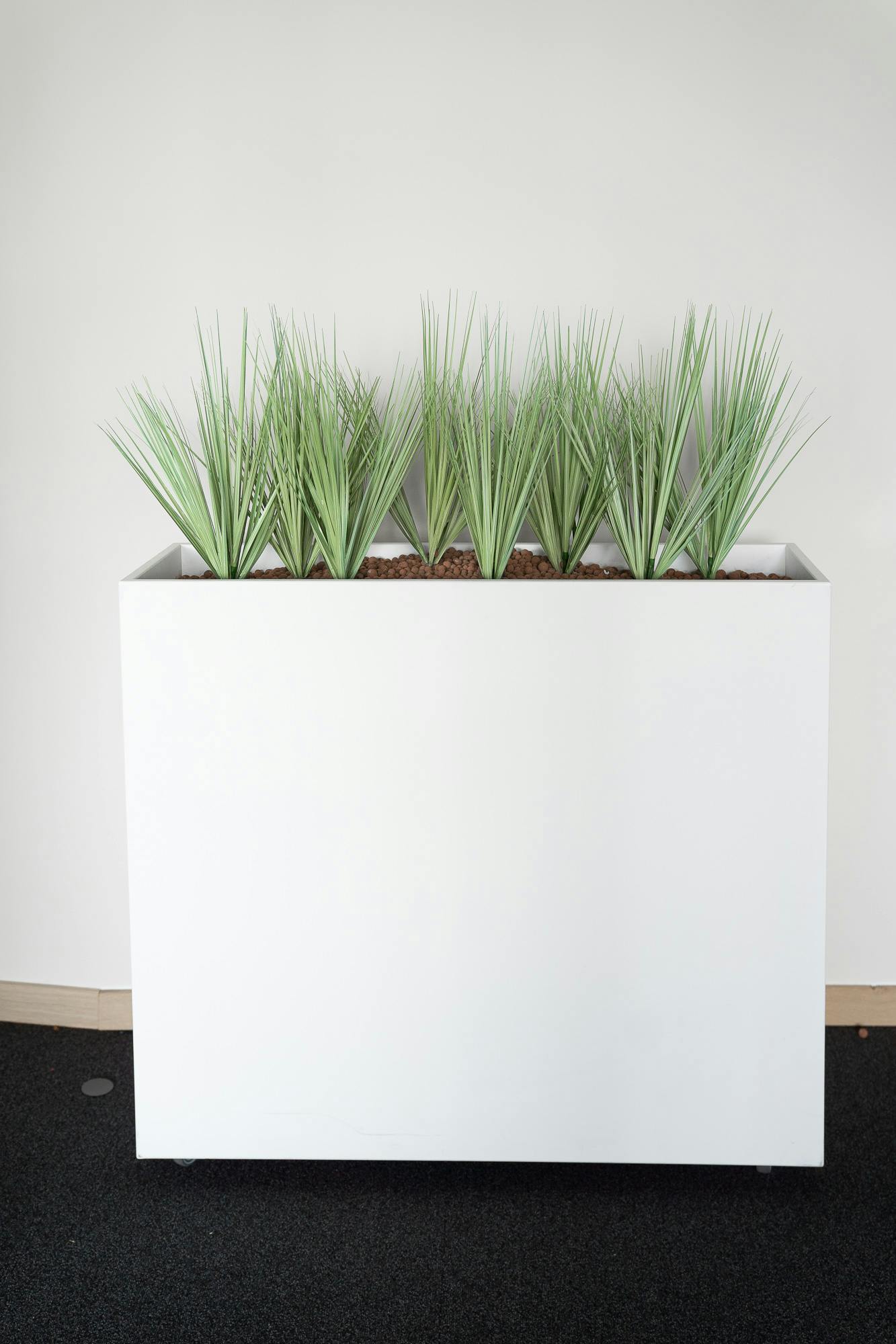 Grote plantenbak - foto - Tweedehands kwaliteit "Diverse" - Relieve Furniture