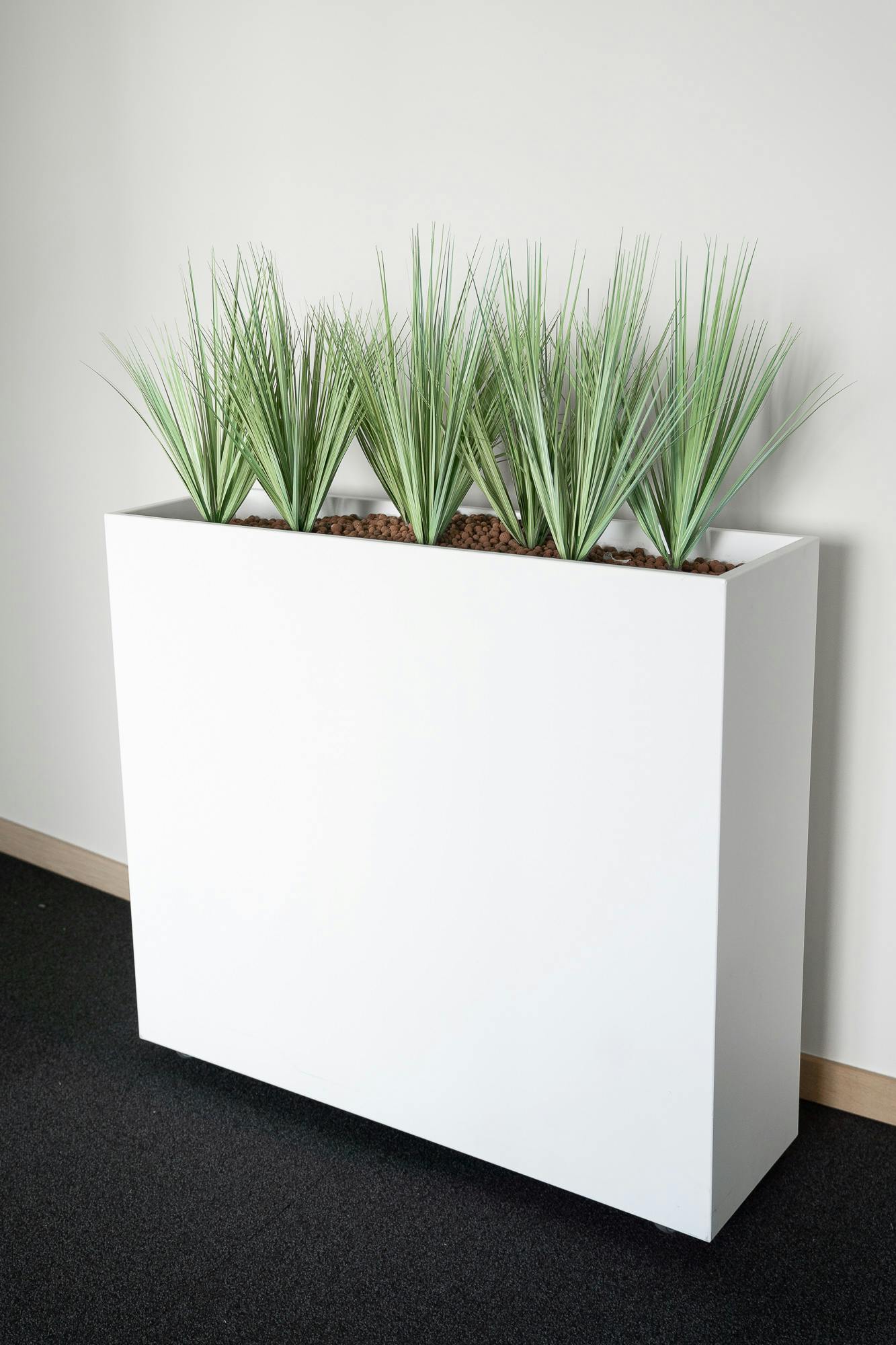 Grote plantenbak - foto - Tweedehands kwaliteit "Diverse" - Relieve Furniture