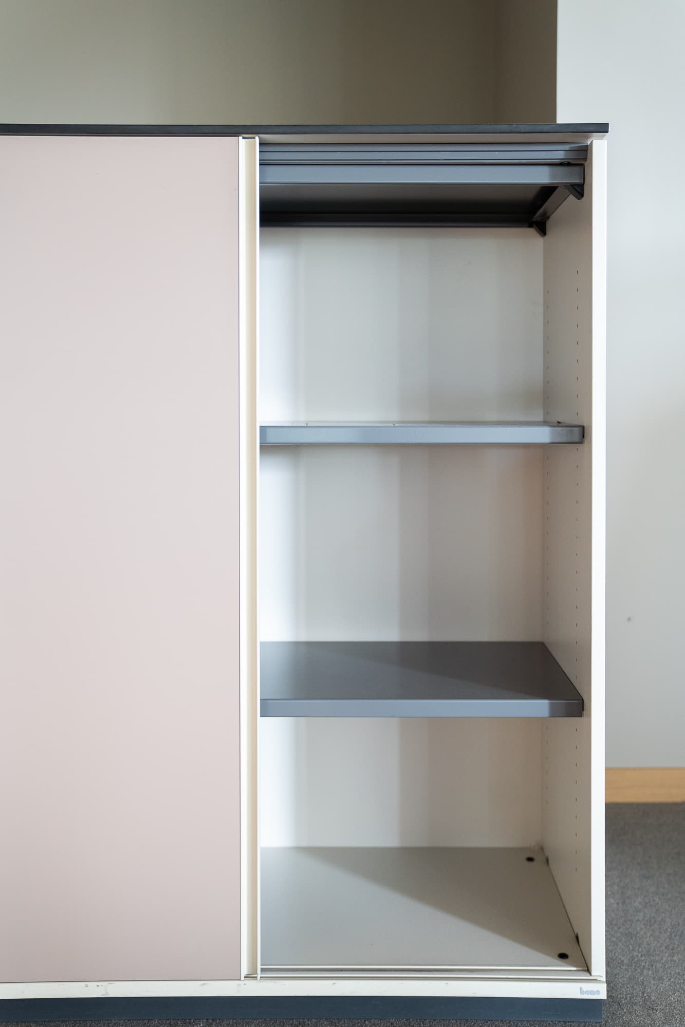 BENE White sliding door cabinet 160cm-1