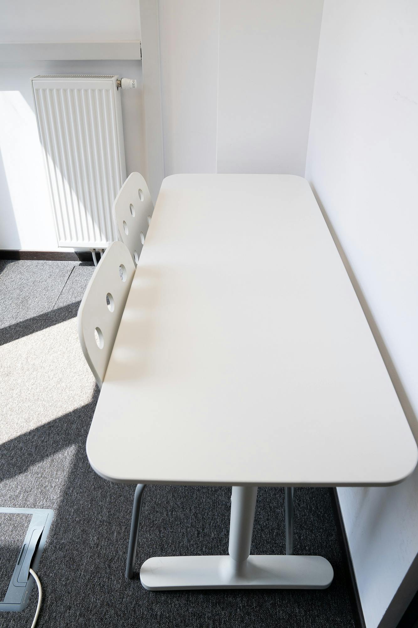 Bureau blanc - Qualité de seconde main "Bureaux" - Relieve Furniture