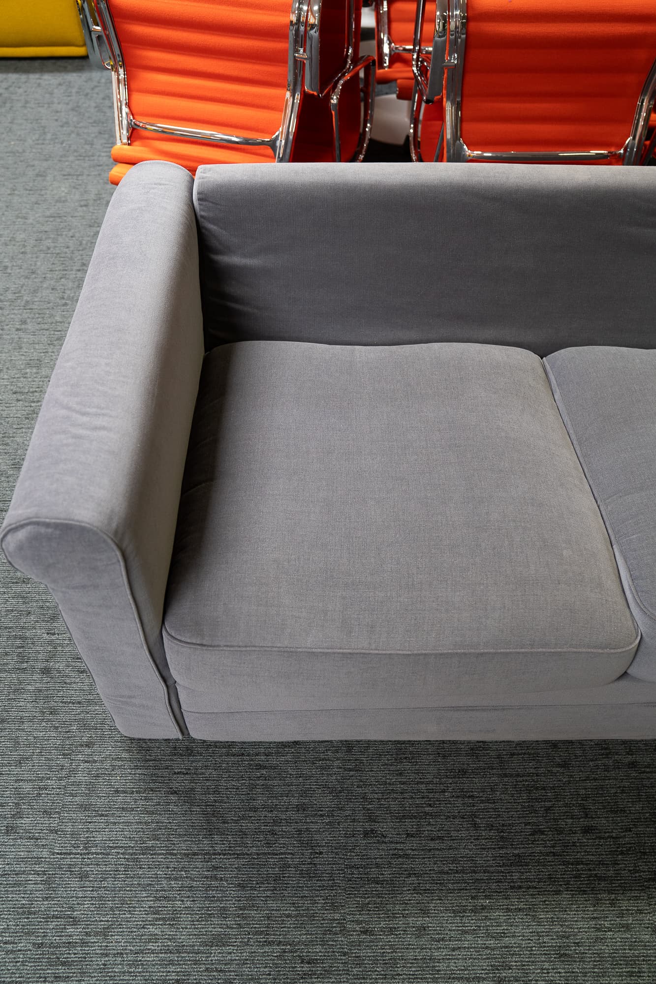 Canapé 3 places en tissu gris-2