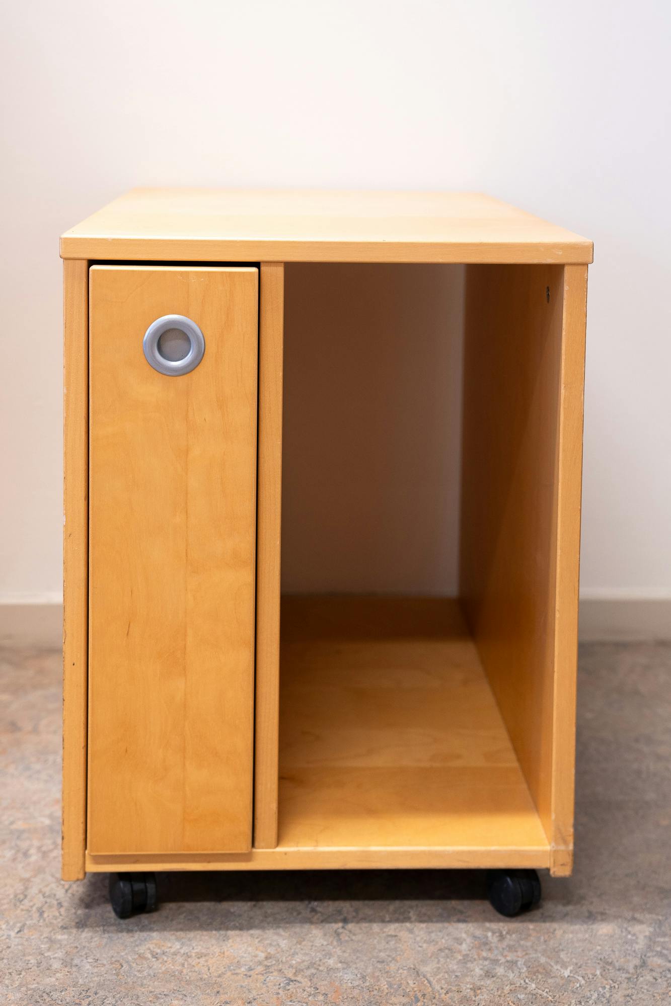 caisson en bois avec tiroir lateral - Qualité de seconde main "Rangements" - Relieve Furniture