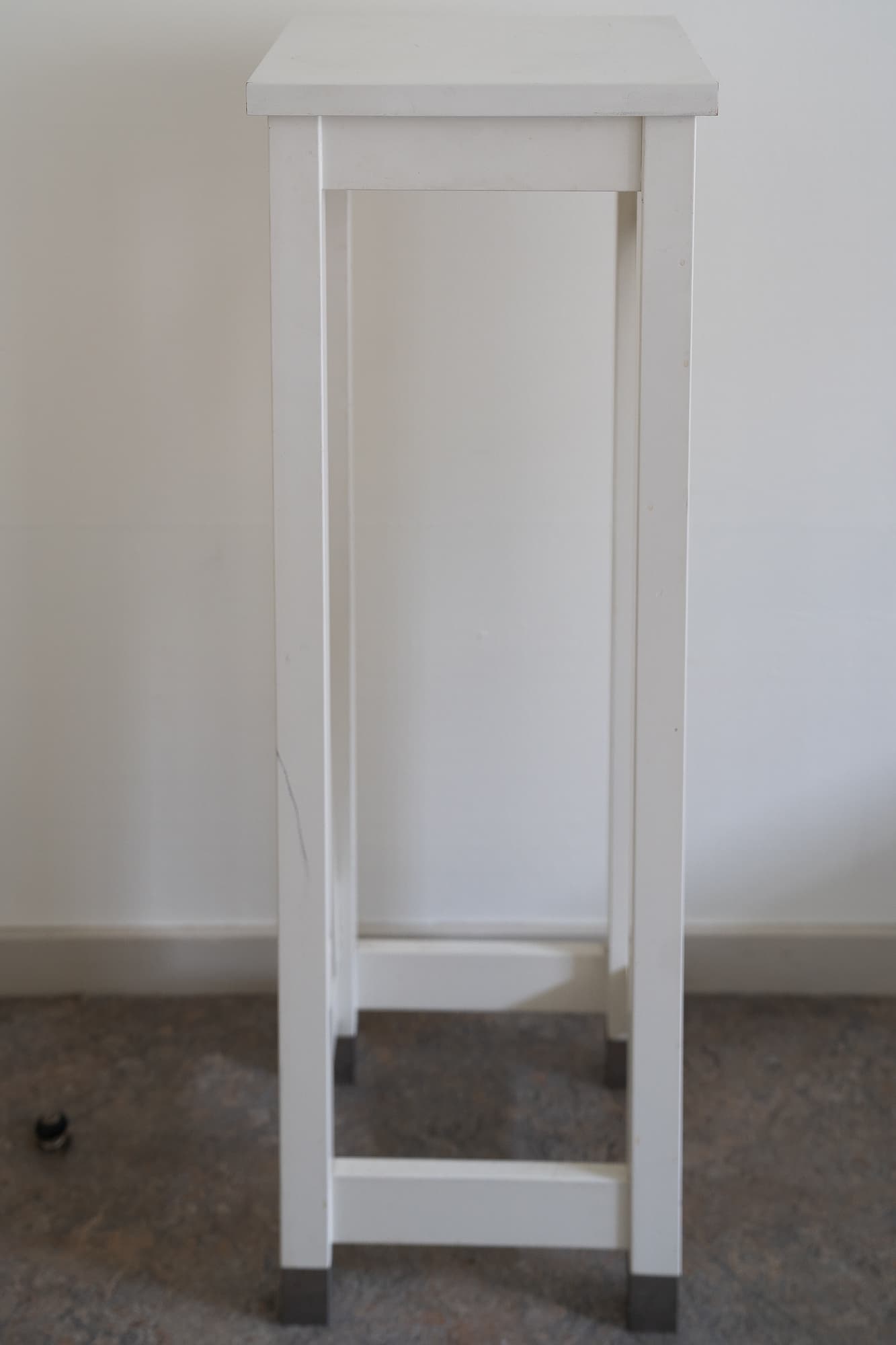 table haute en carré-0