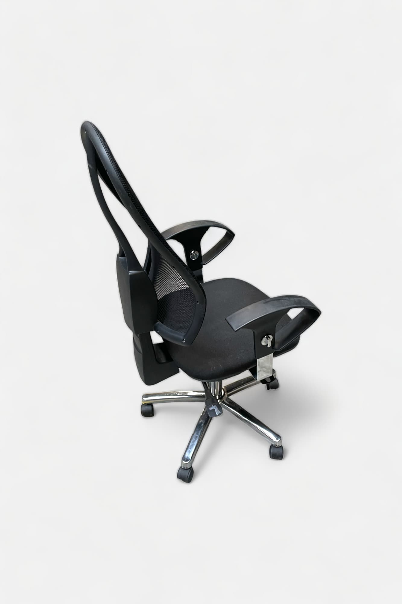 Black office chair-2
