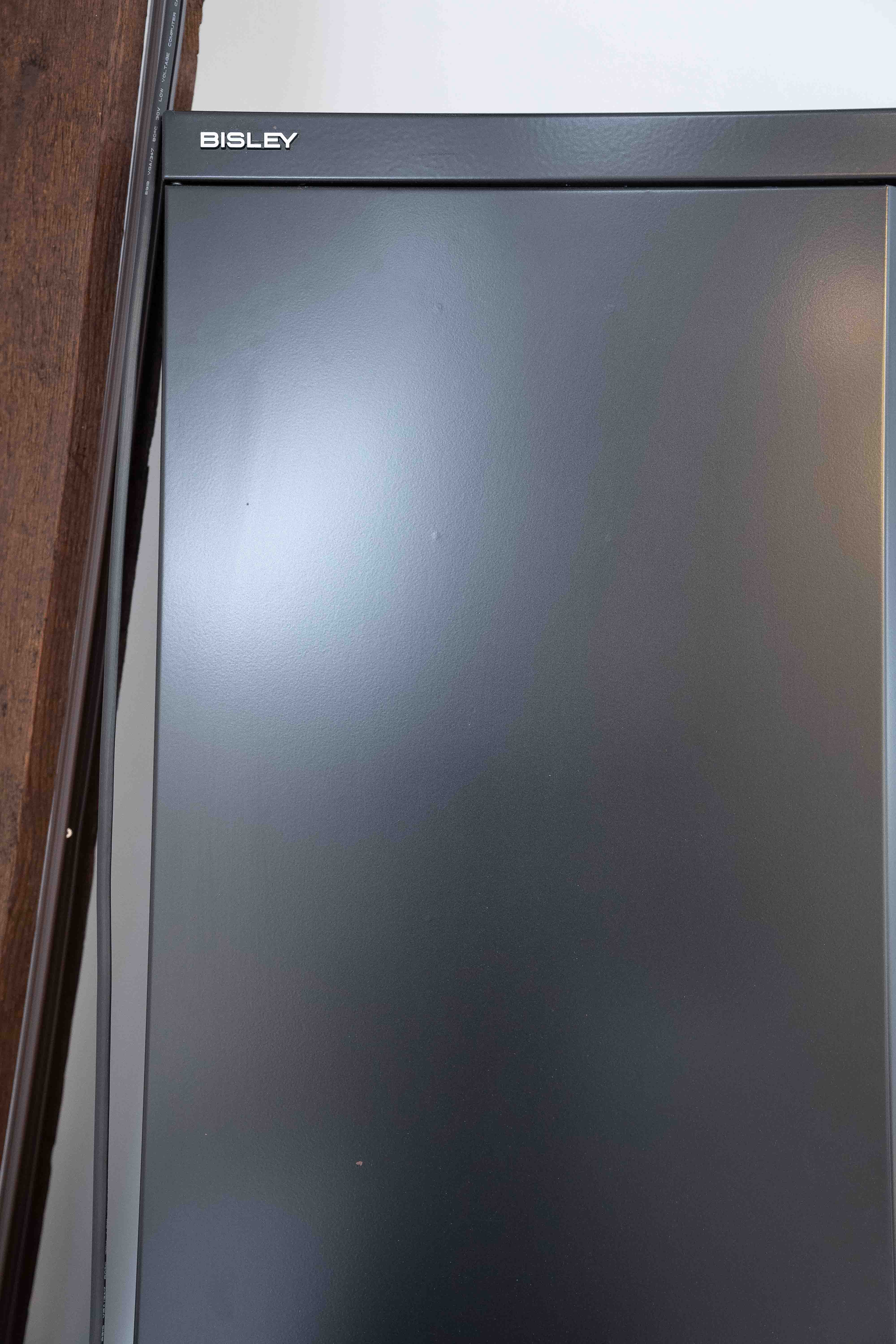 Armoire de rangement noire Bisley-1