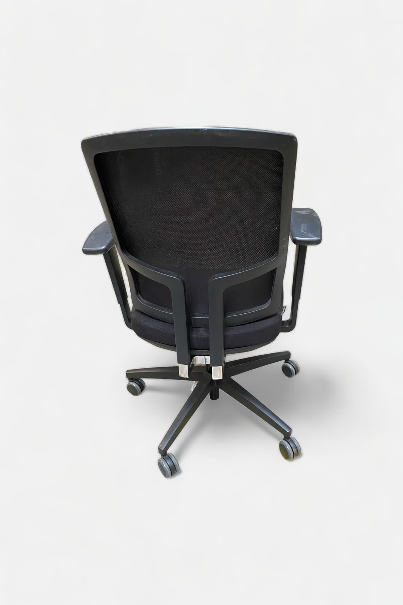 Chaise de bureau noire à roulettes Osmoz-2