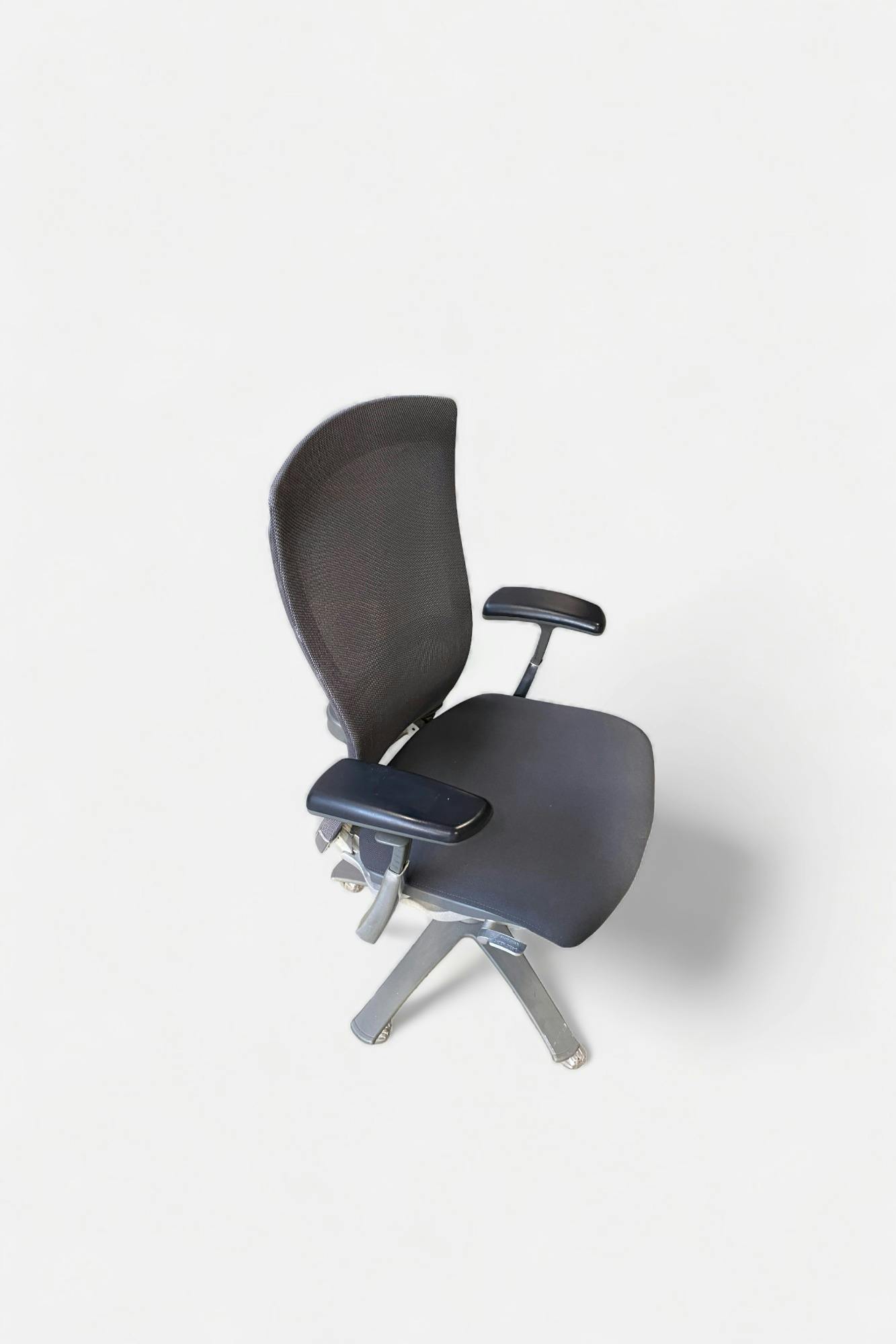 Chaise de bureau Knoll gris foncé - Qualité de seconde main "Chaises de bureau" - Relieve Furniture