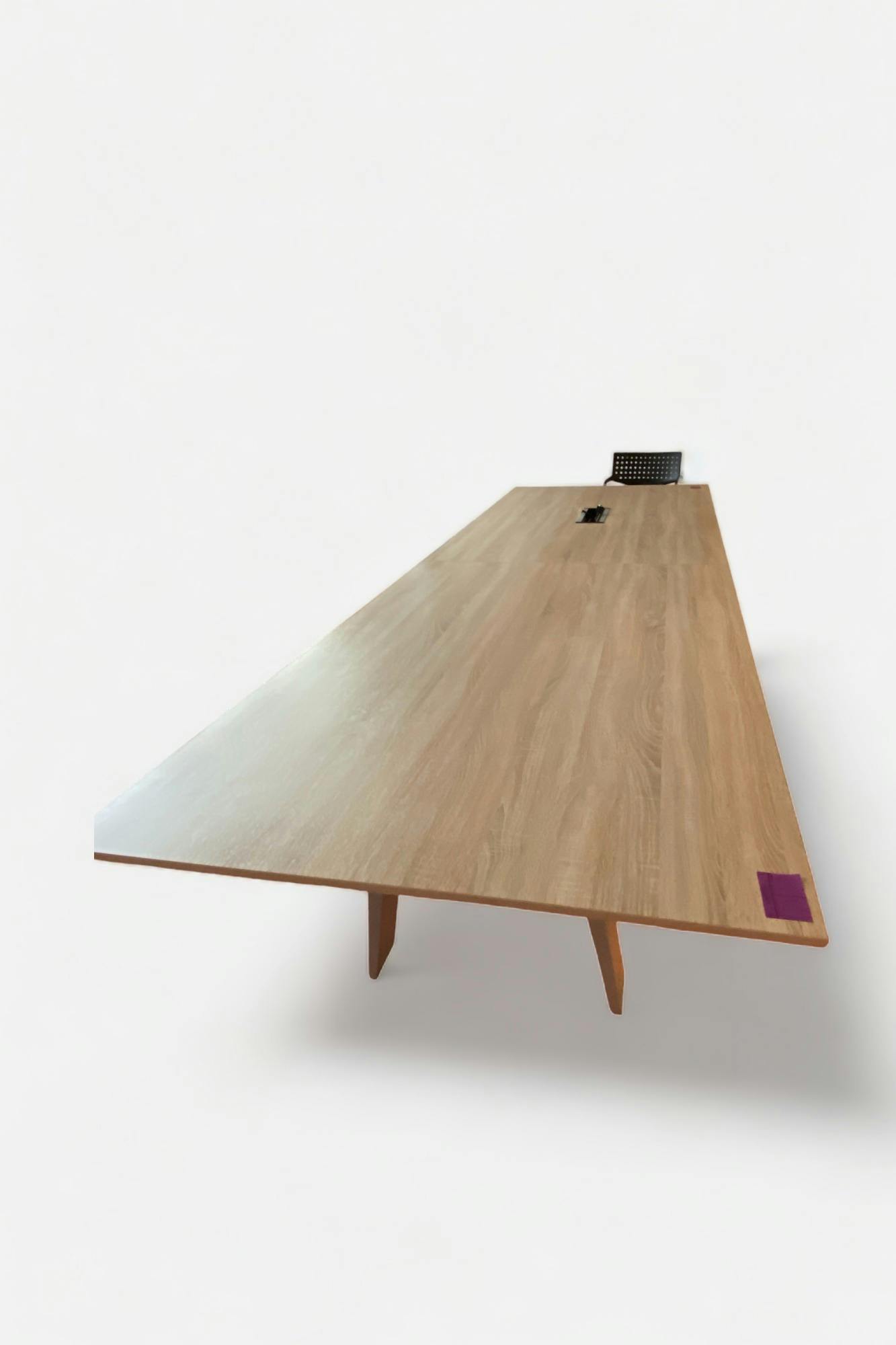Grote houten vergadertafel - Relieve Furniture