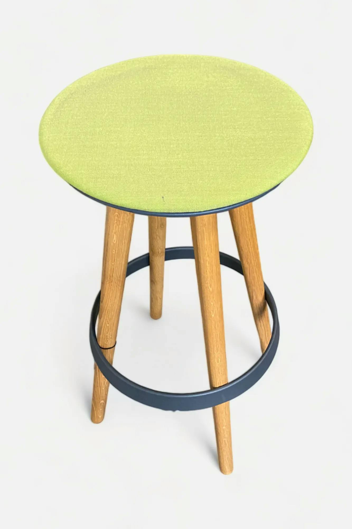 Bene Timba Light green high stool on wood legs - Relieve Furniture