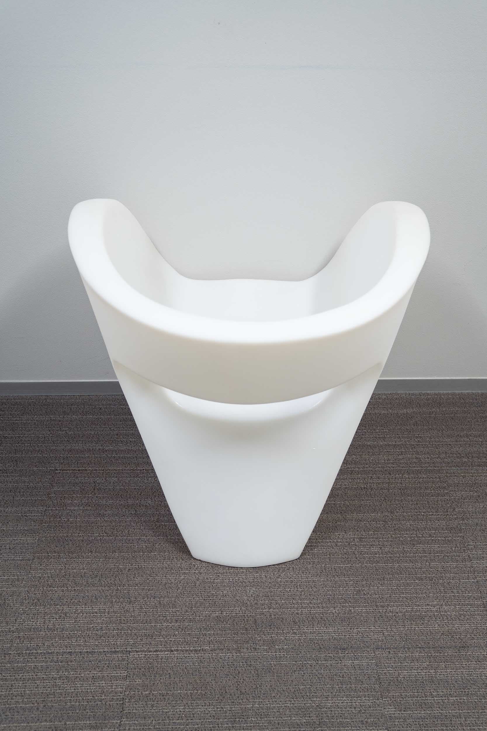 Moroso Little Albert White plastic chair outside-2