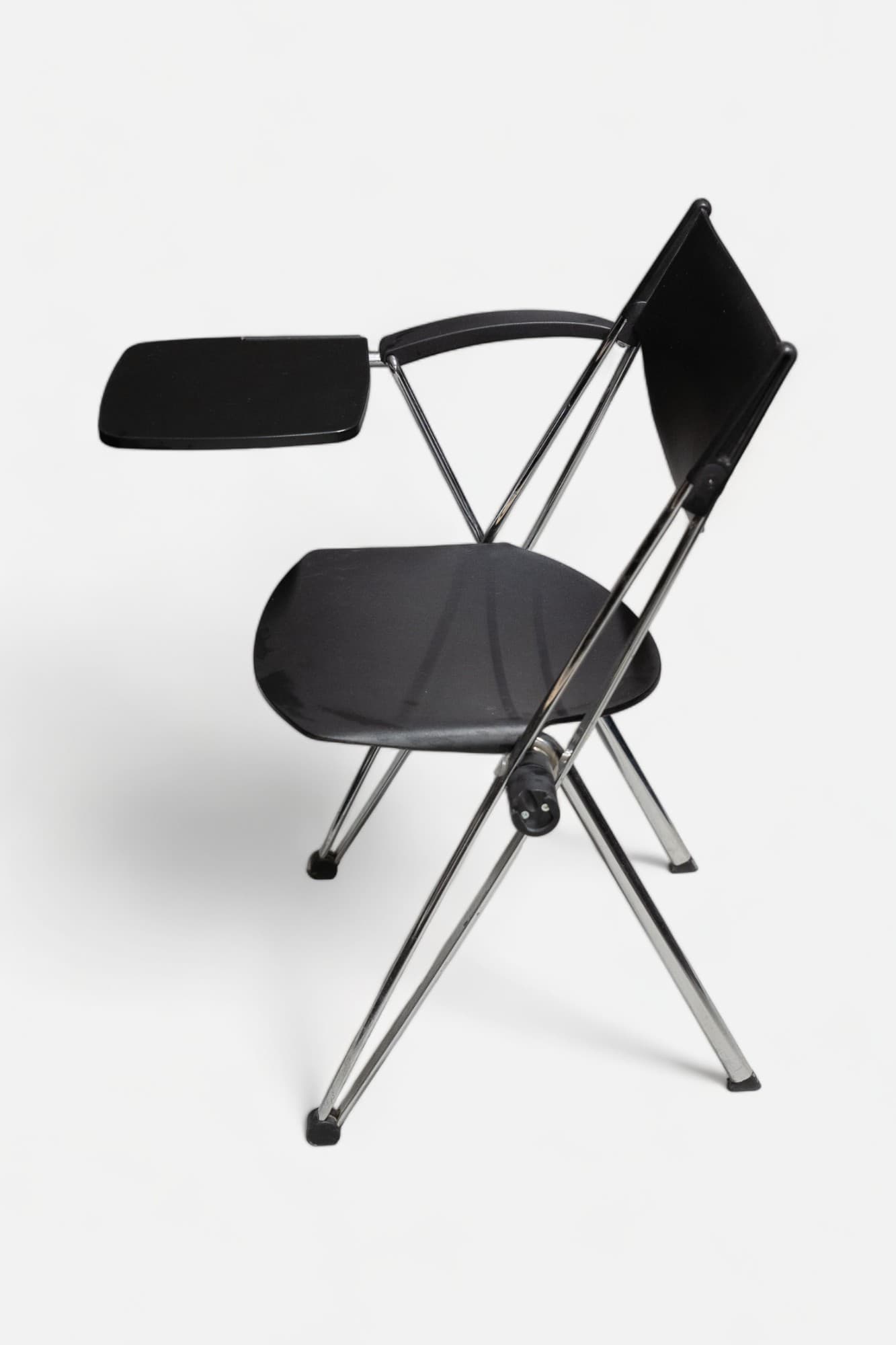Lamm Black plastic Chair with side tablet and metal legs-2