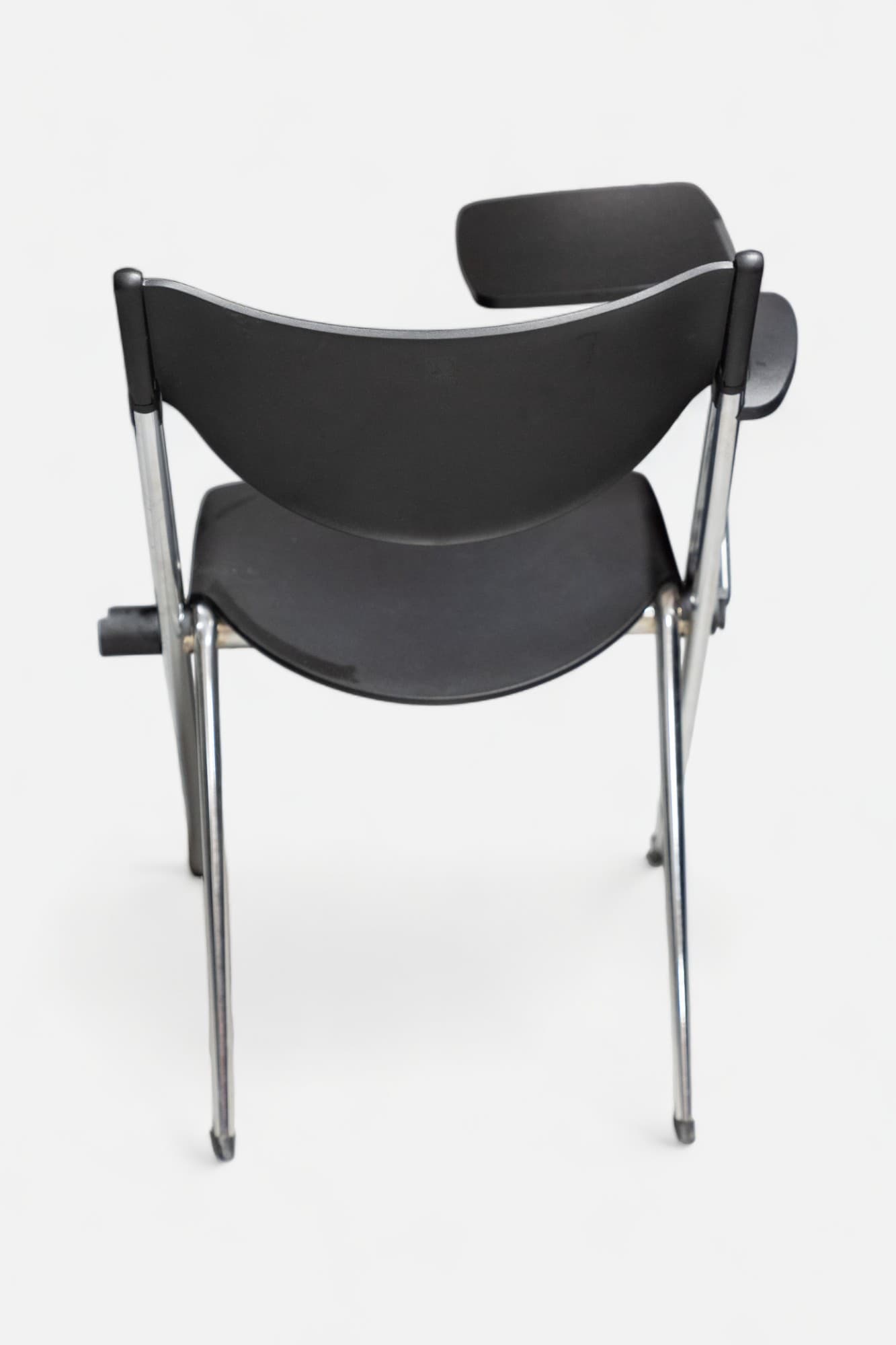 Lamm Black plastic Chair with side tablet and metal legs-4