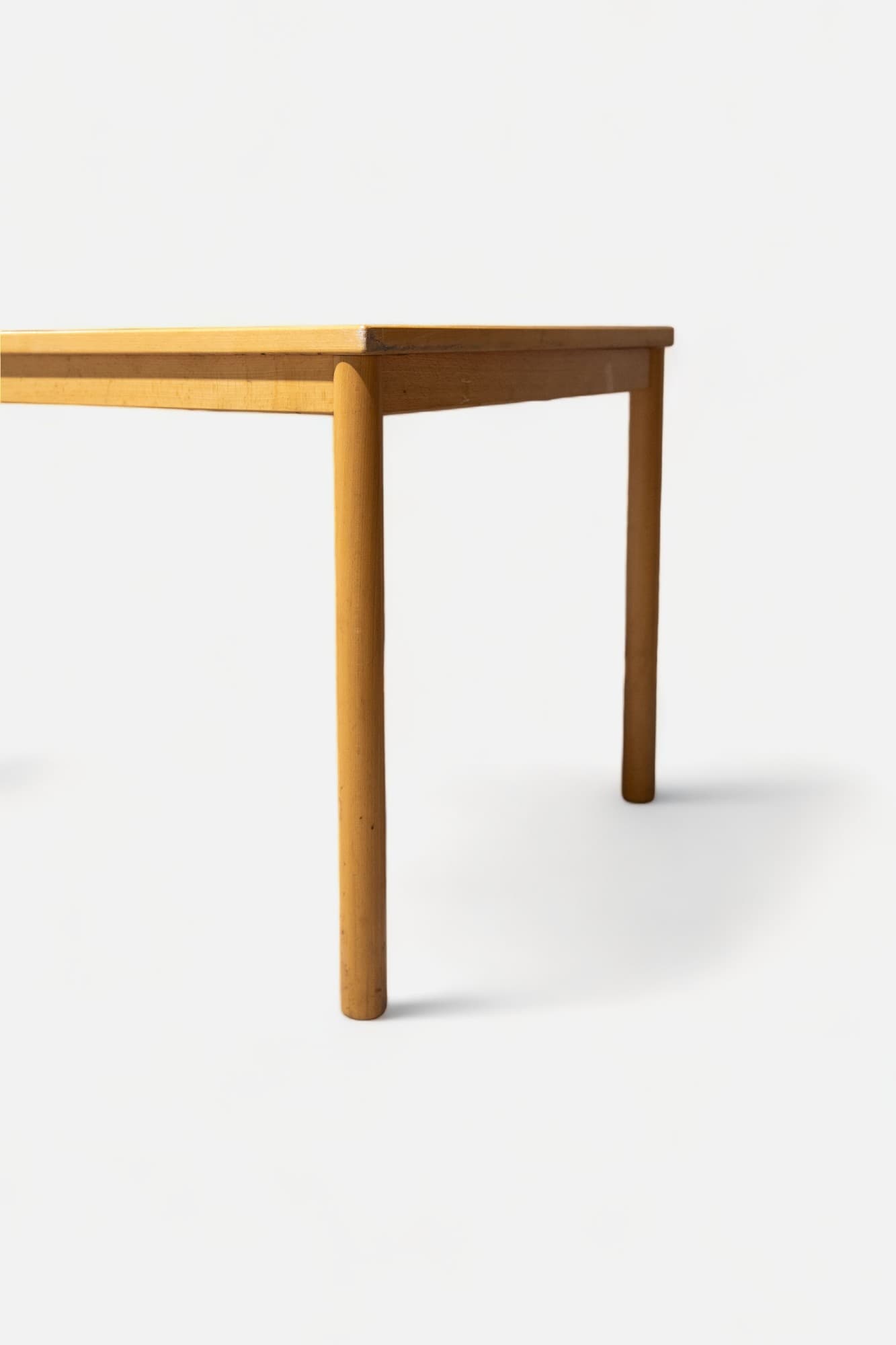 Casala 210cm Table en bois sur pieds en bois