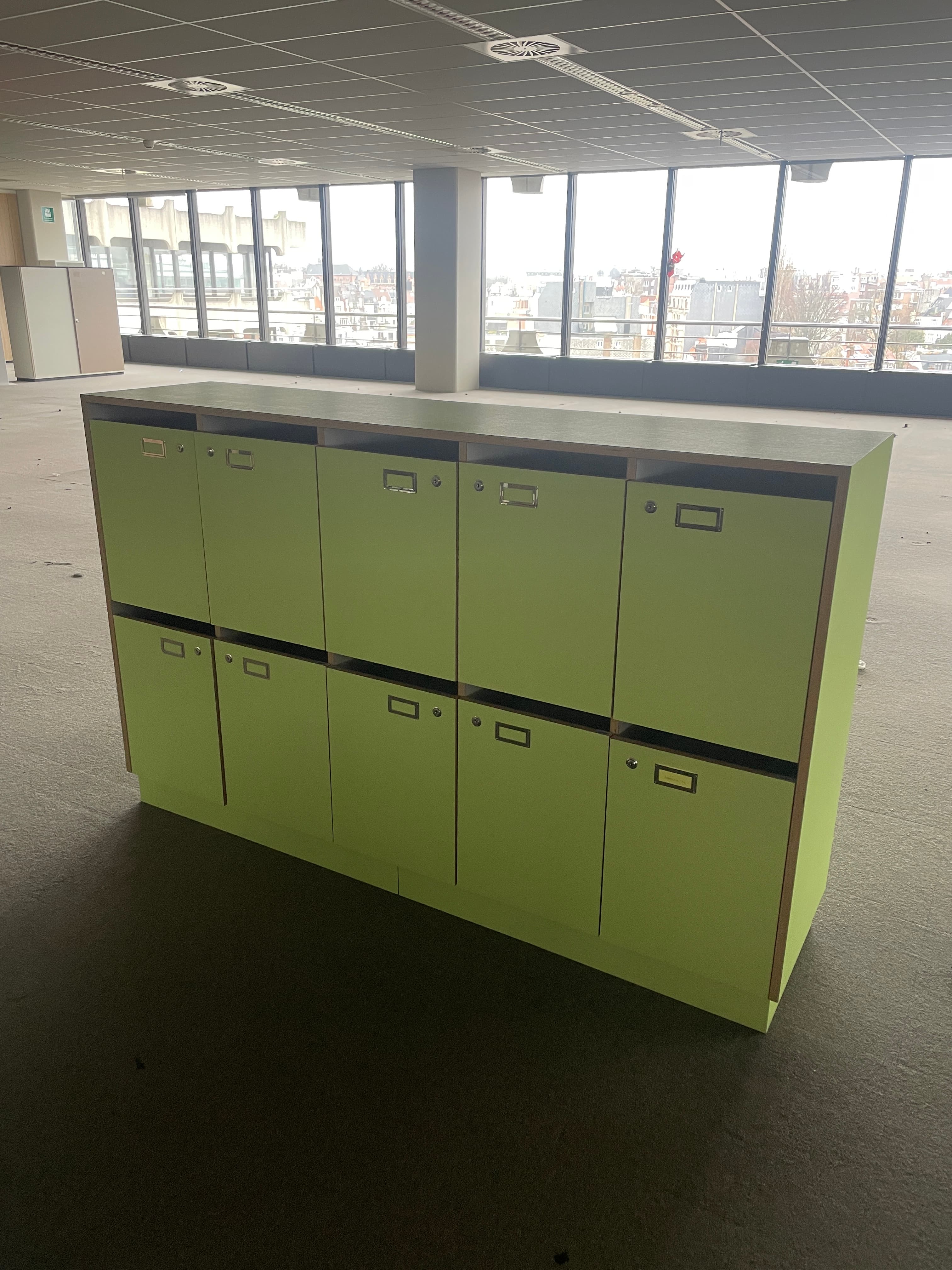 Light green lockers with key-0