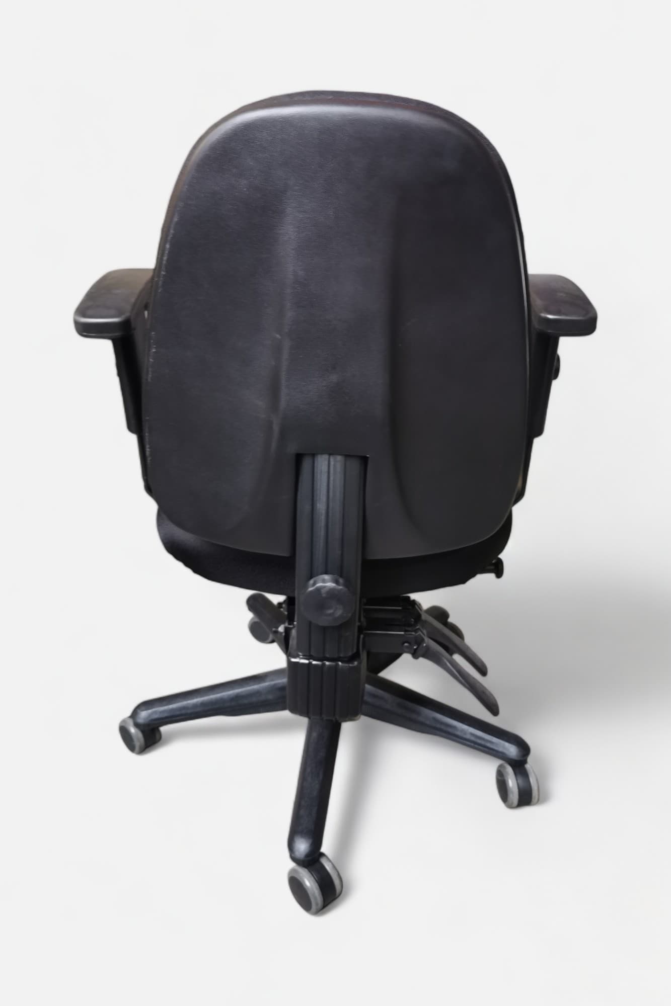 Novara Black office chair on wheels-2