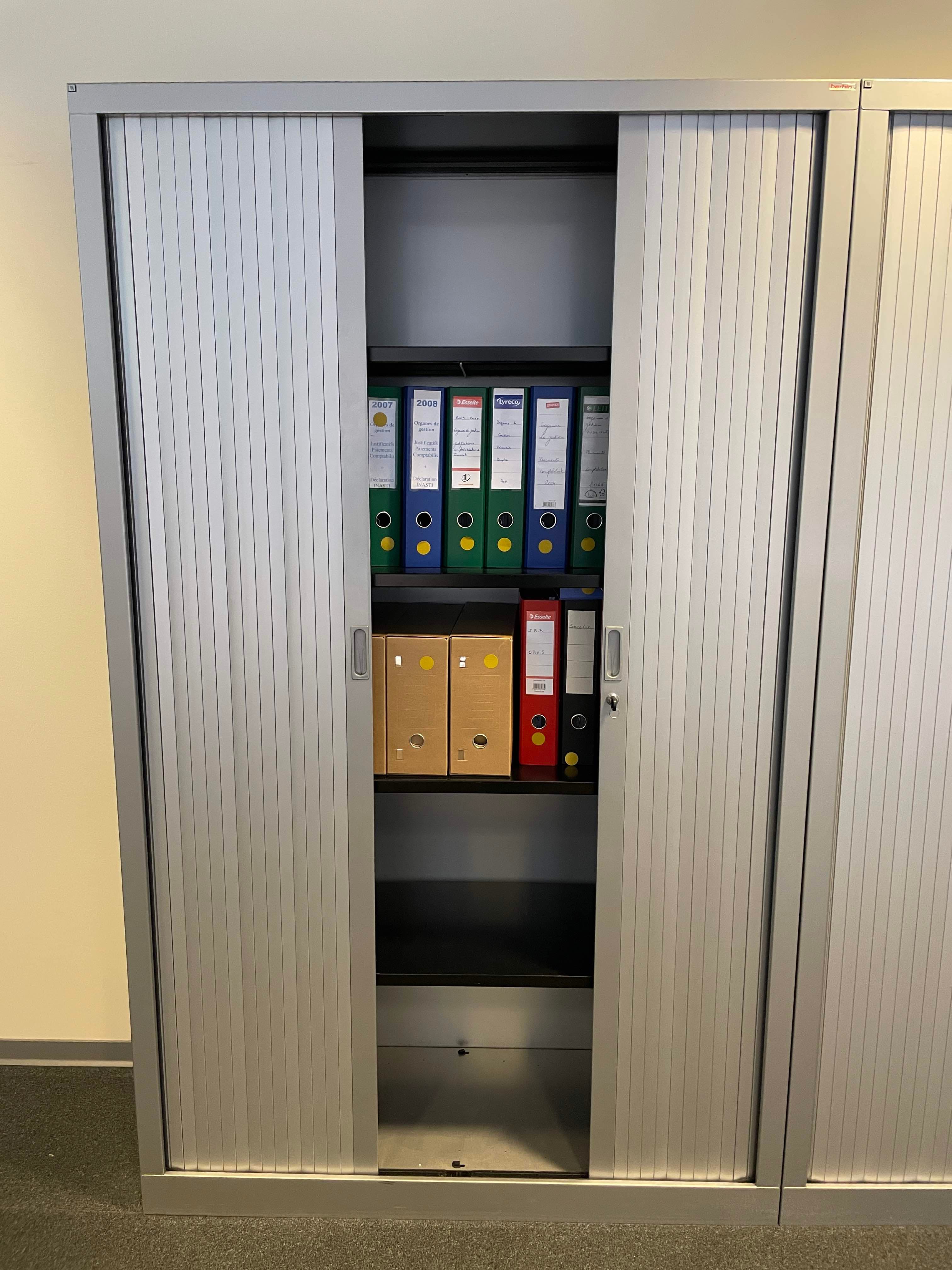 200cm Berhin Large grey cupboard-1