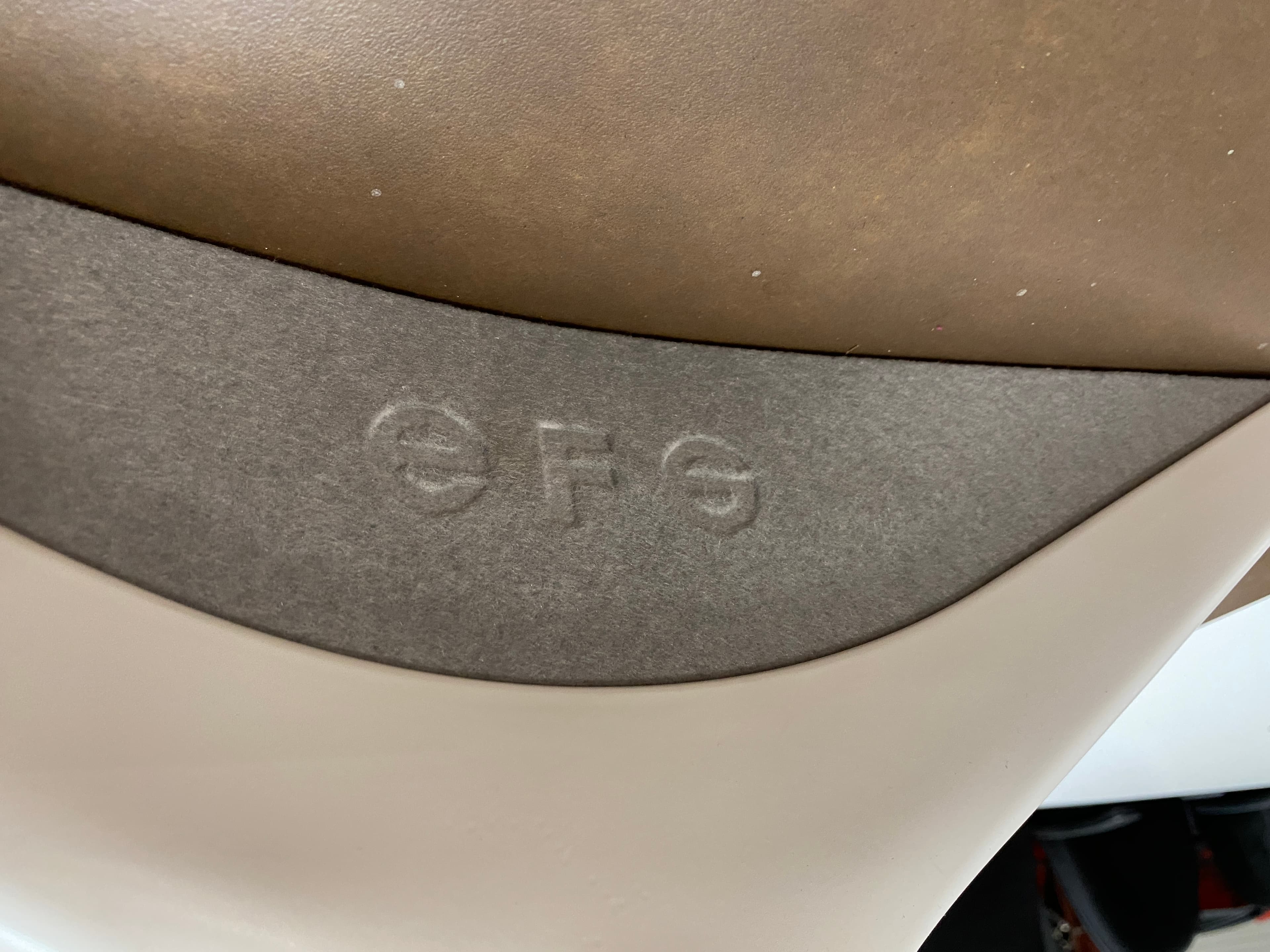 215 cm EFG HideTech oval white meeting table with top access-4