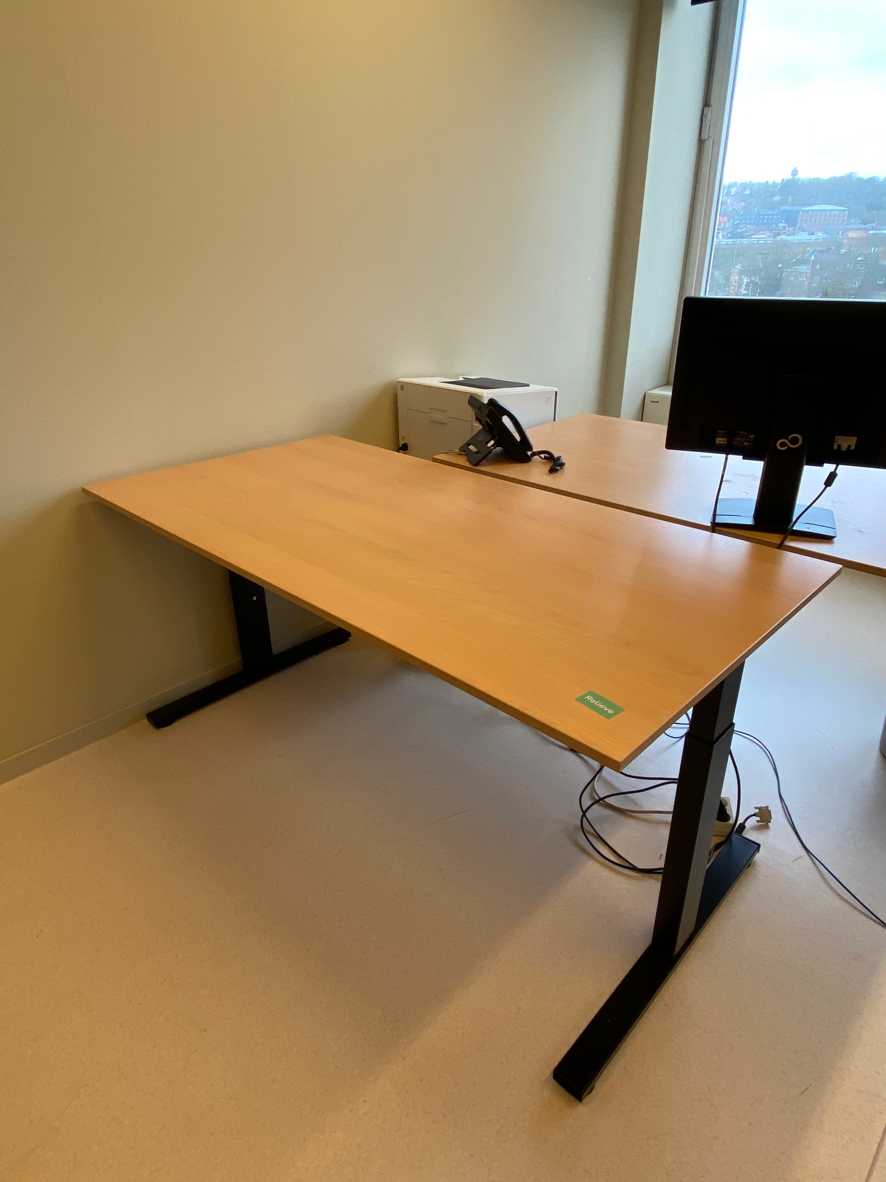 160cm wood top desk with T black adjustable legs-0