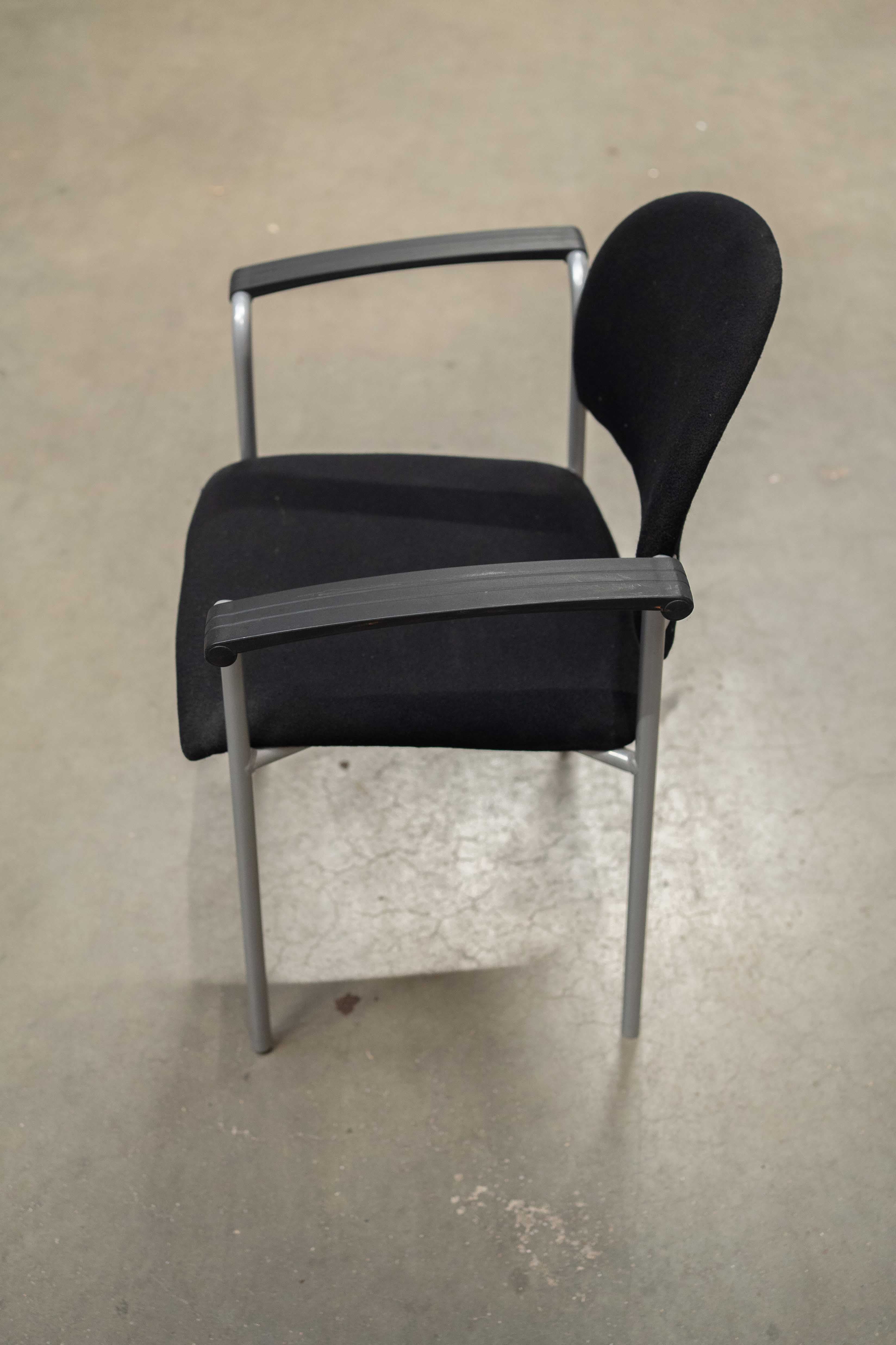 BEFI2204:Comfortable-chairs-2