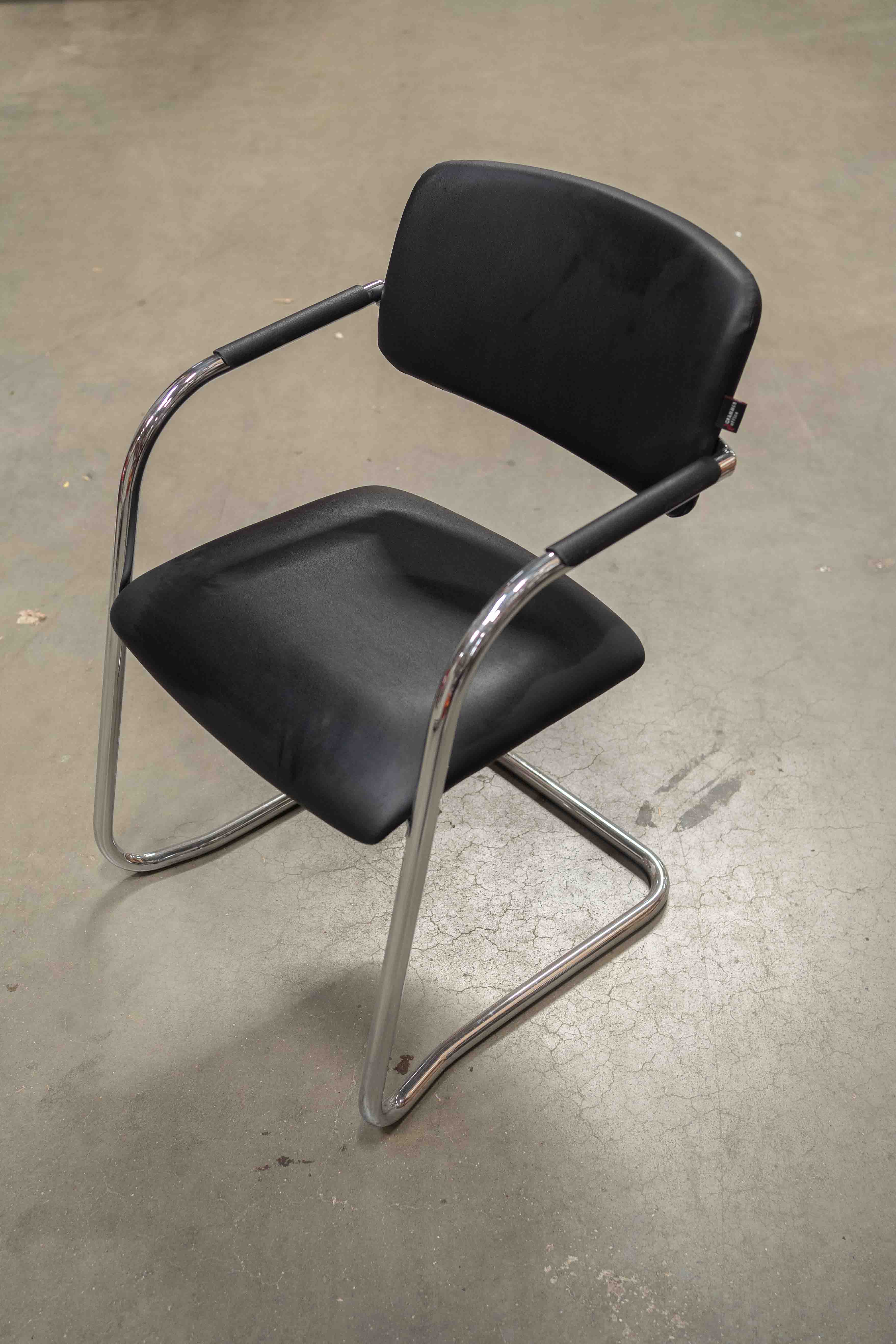 BEFI2272:Comfortable-chairs-1