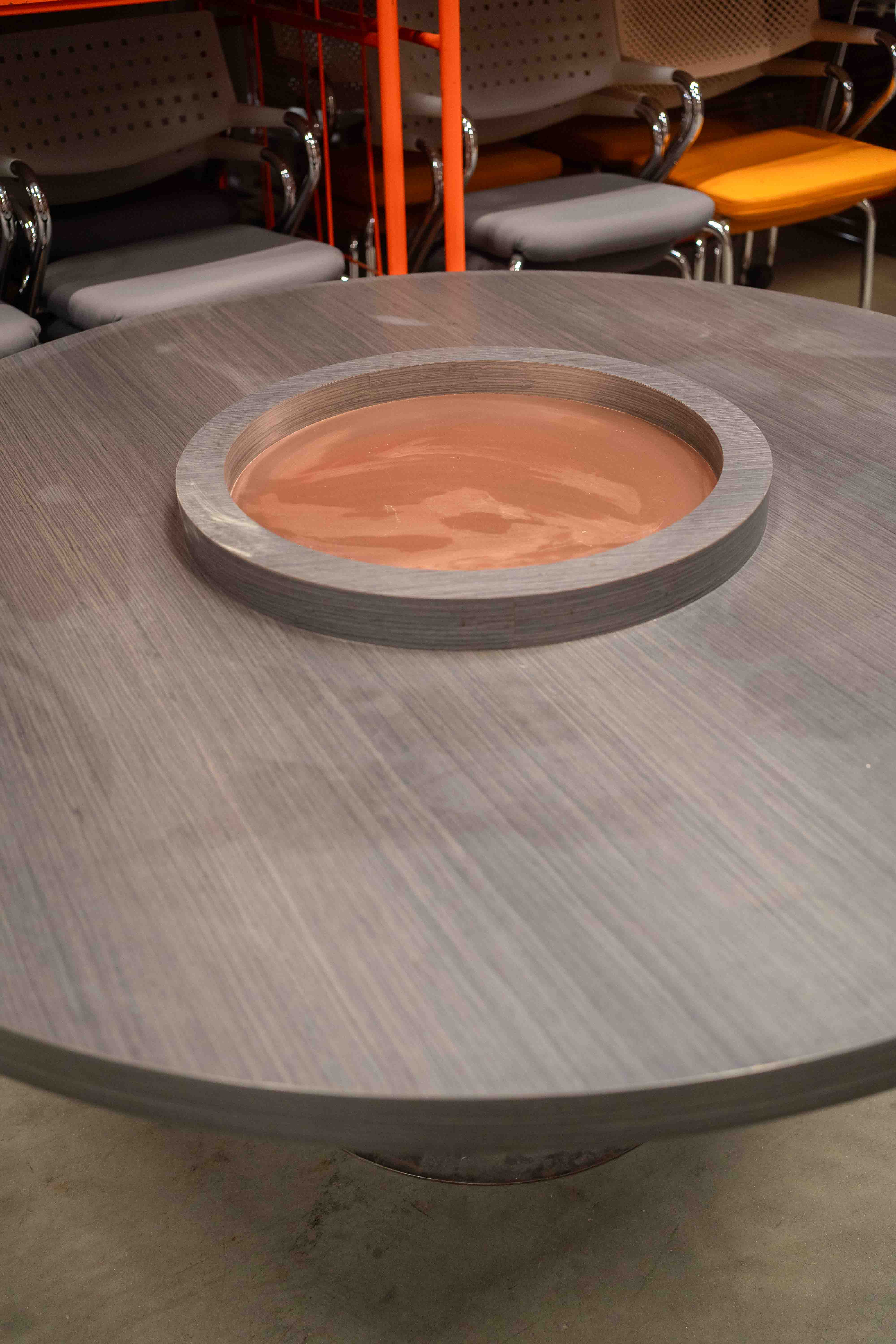 BEFI1407:Round-and-oval-tables-2