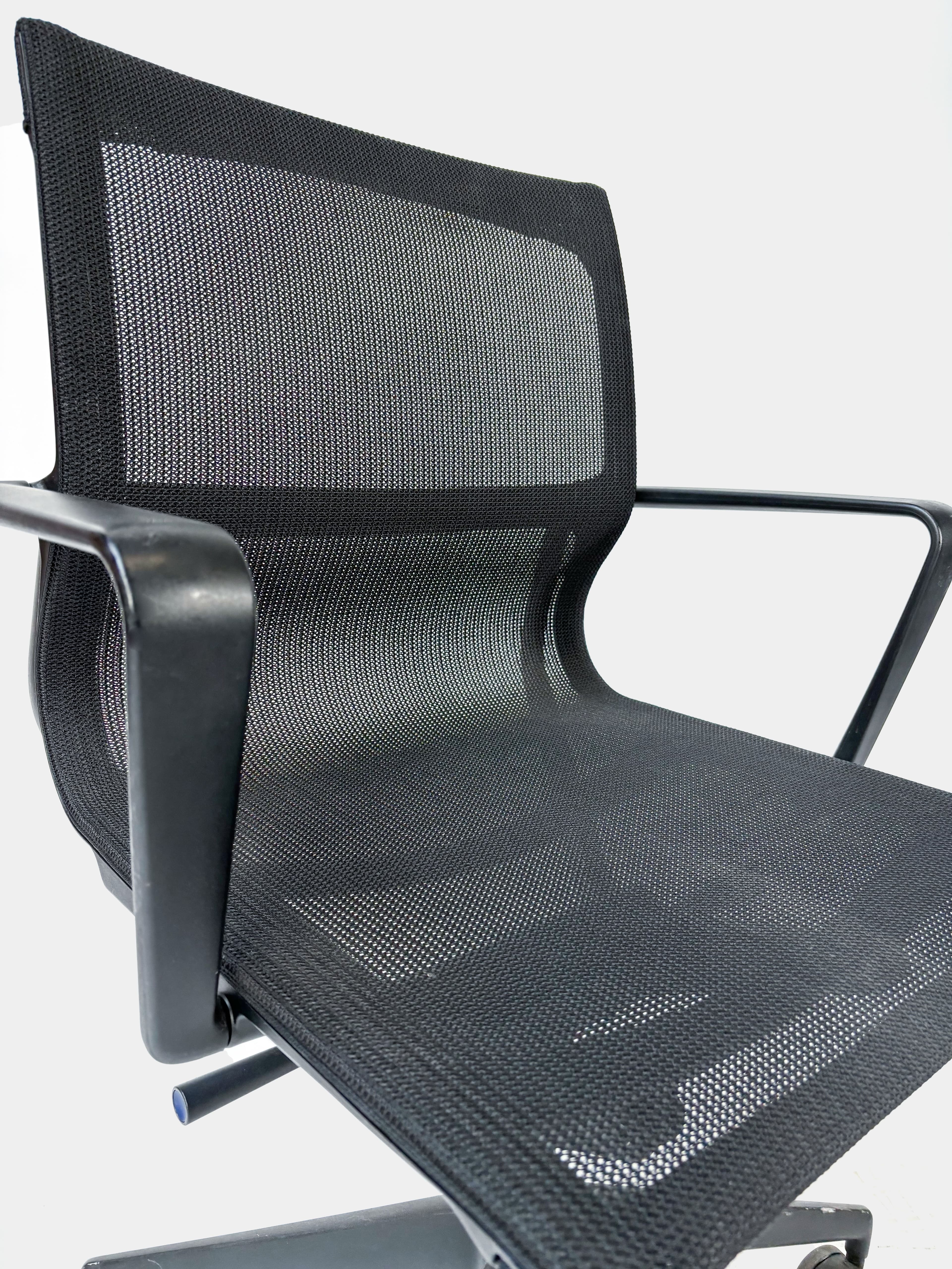VITRA Physix chaise de bureau sur roulettes en maille noire réglable-6