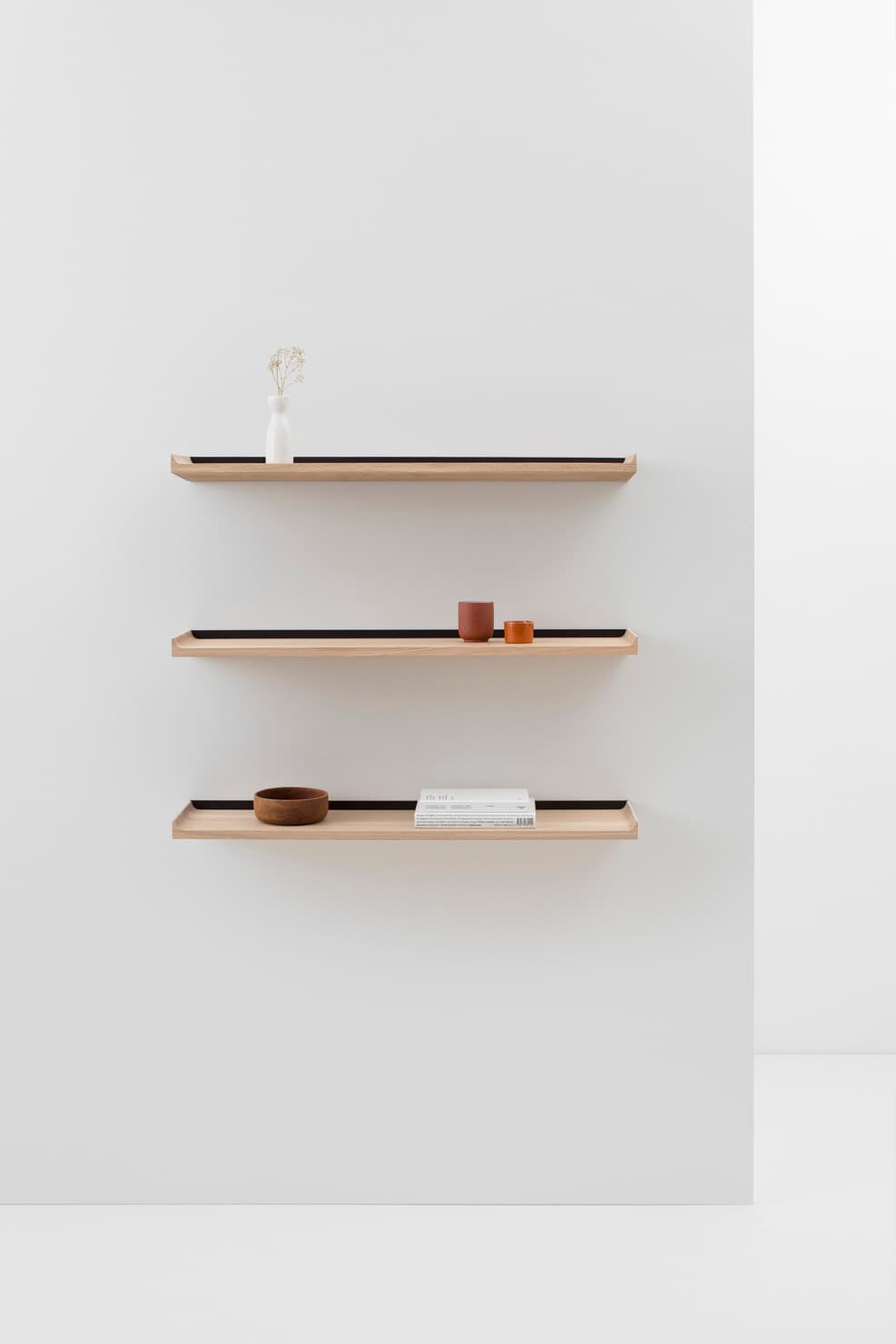 CRUSO Natural Oak Shelves with Black Support - 90cm-5