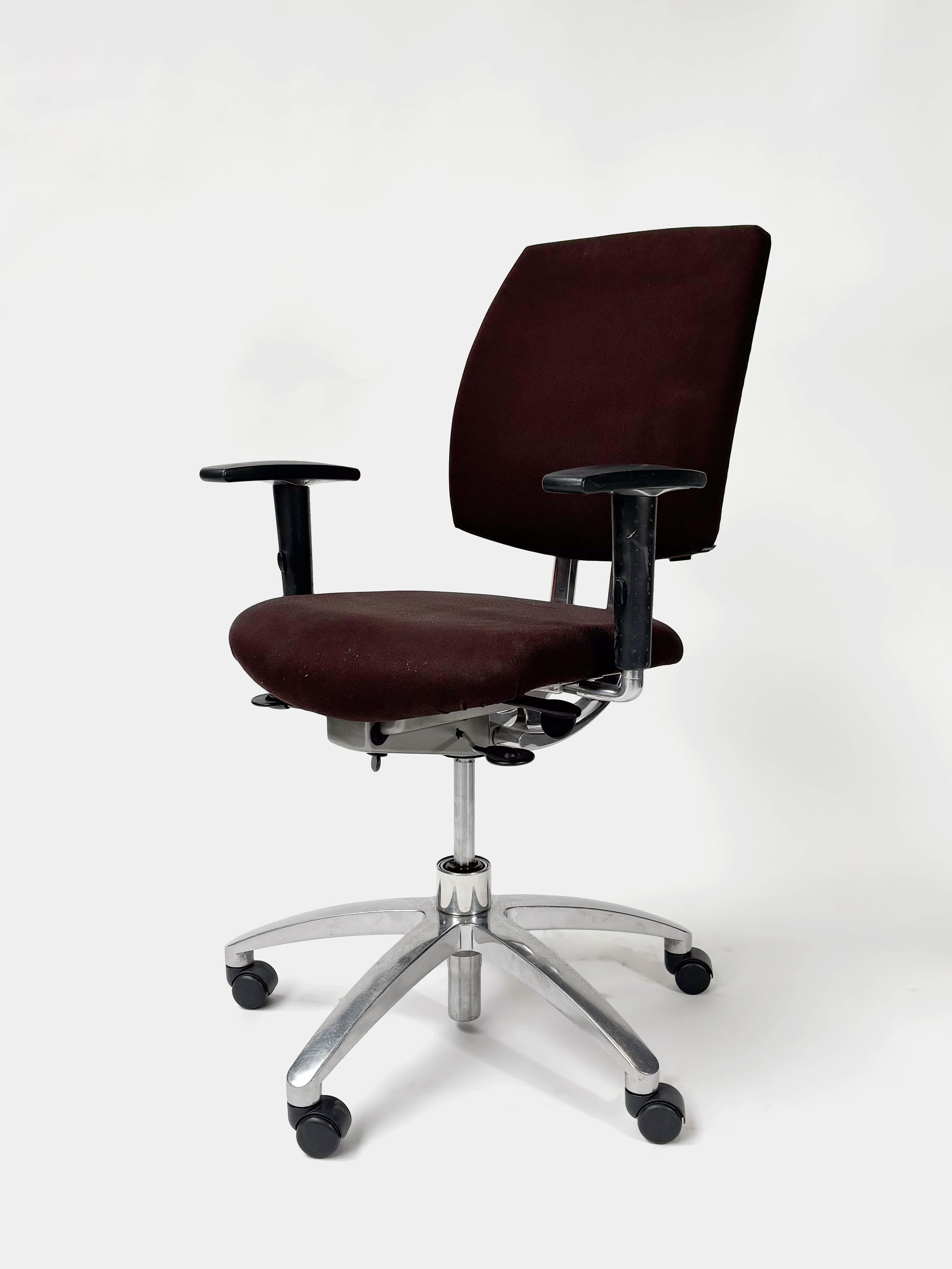 Drabert Dark brown office chair on chromed legs and with wheels-2