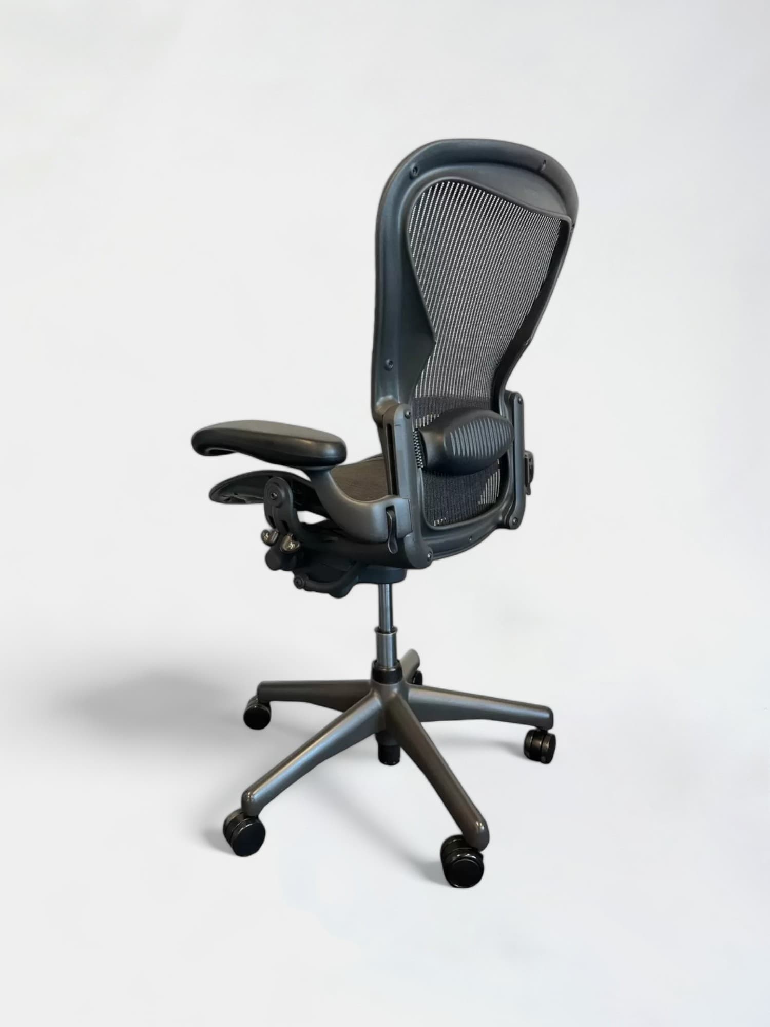 Herman Miller Aeron Classic Full Option Graphite bureaustoel-3