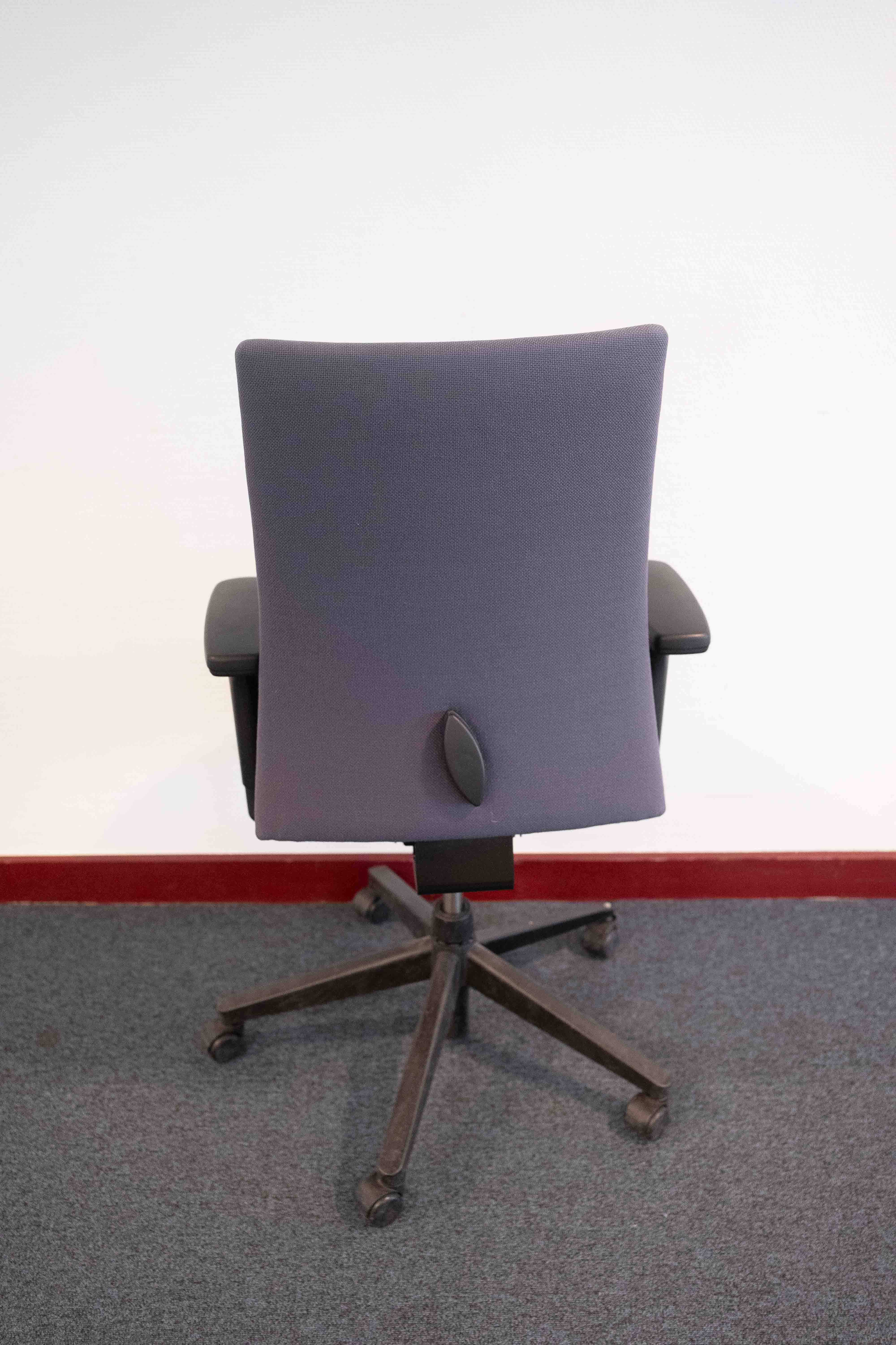 Comforto blueGrey cushion office chair on black wheels-3