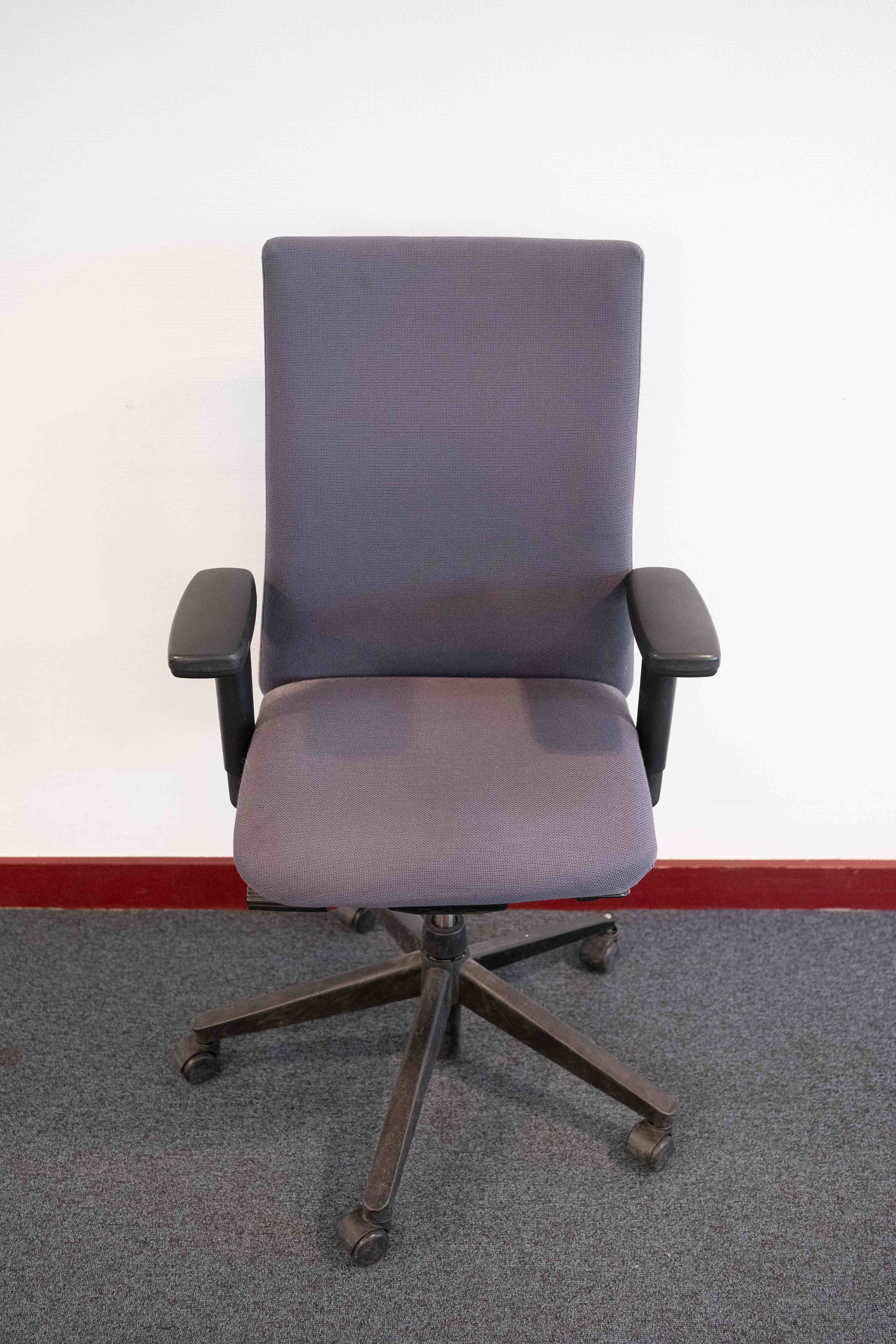 Comforto blueGrey cushion office chair on black wheels-1