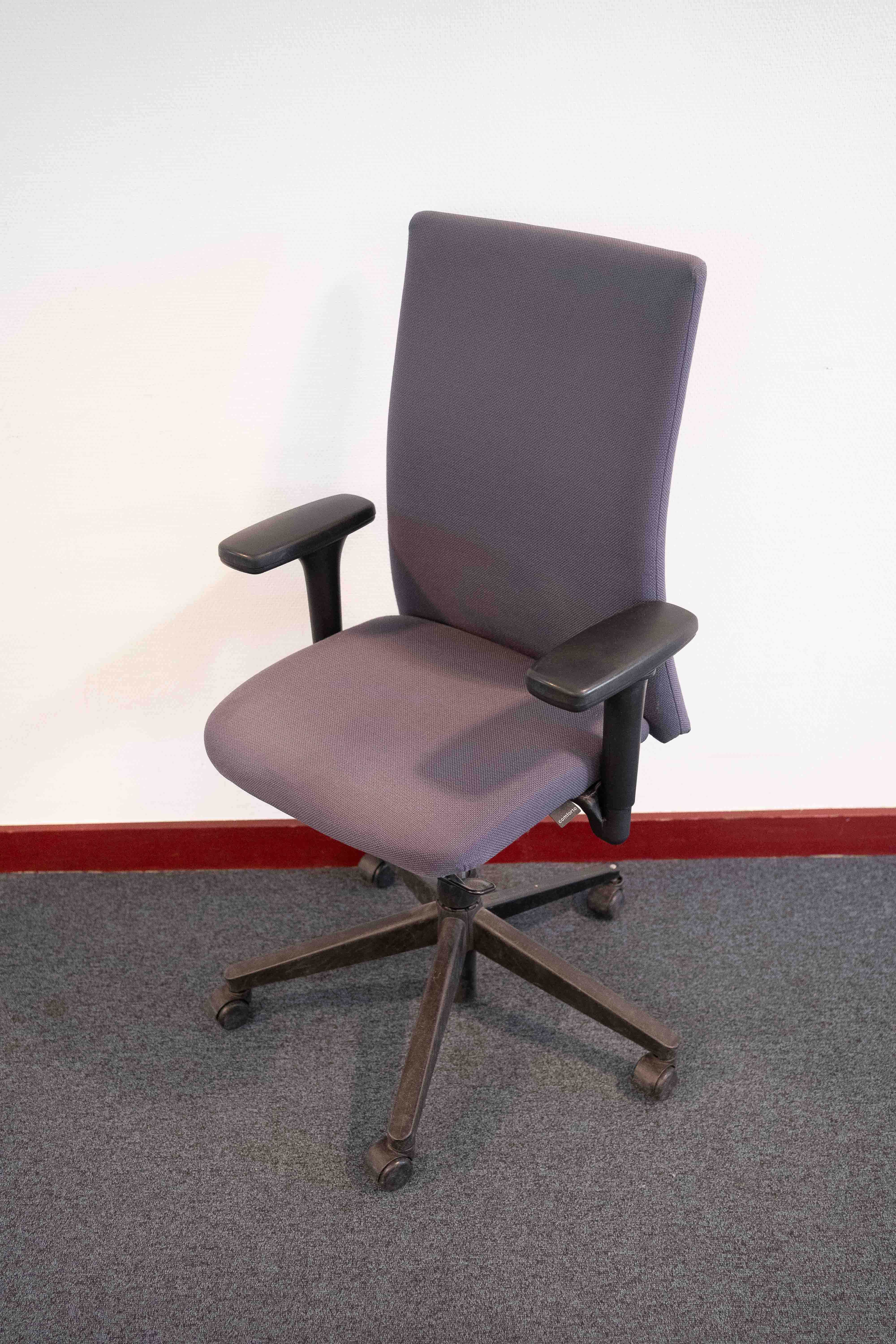 Comforto blueGrey cushion office chair on black wheels-4