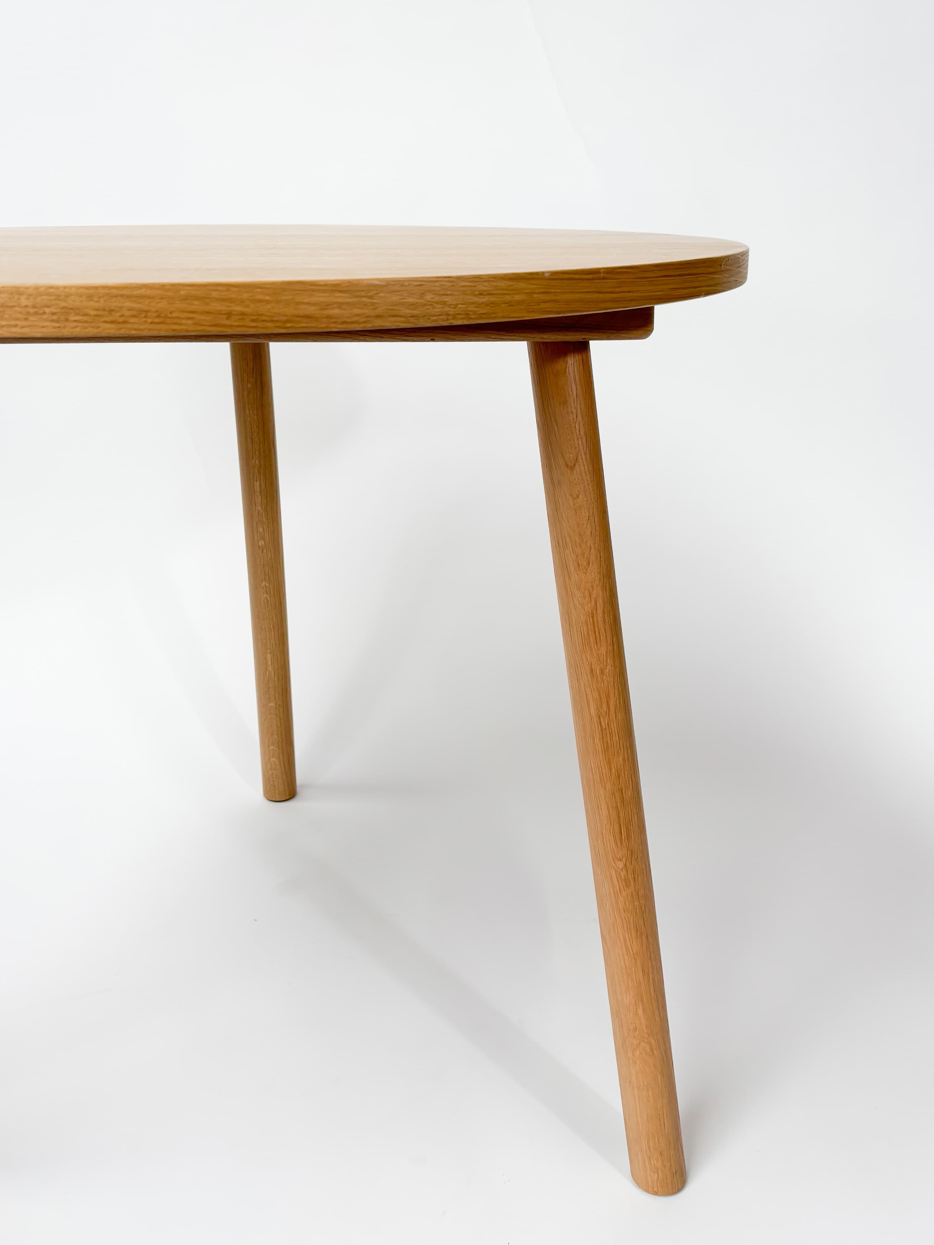 CRUSO Ashwood Oak Wooden Table - 90cm-2
