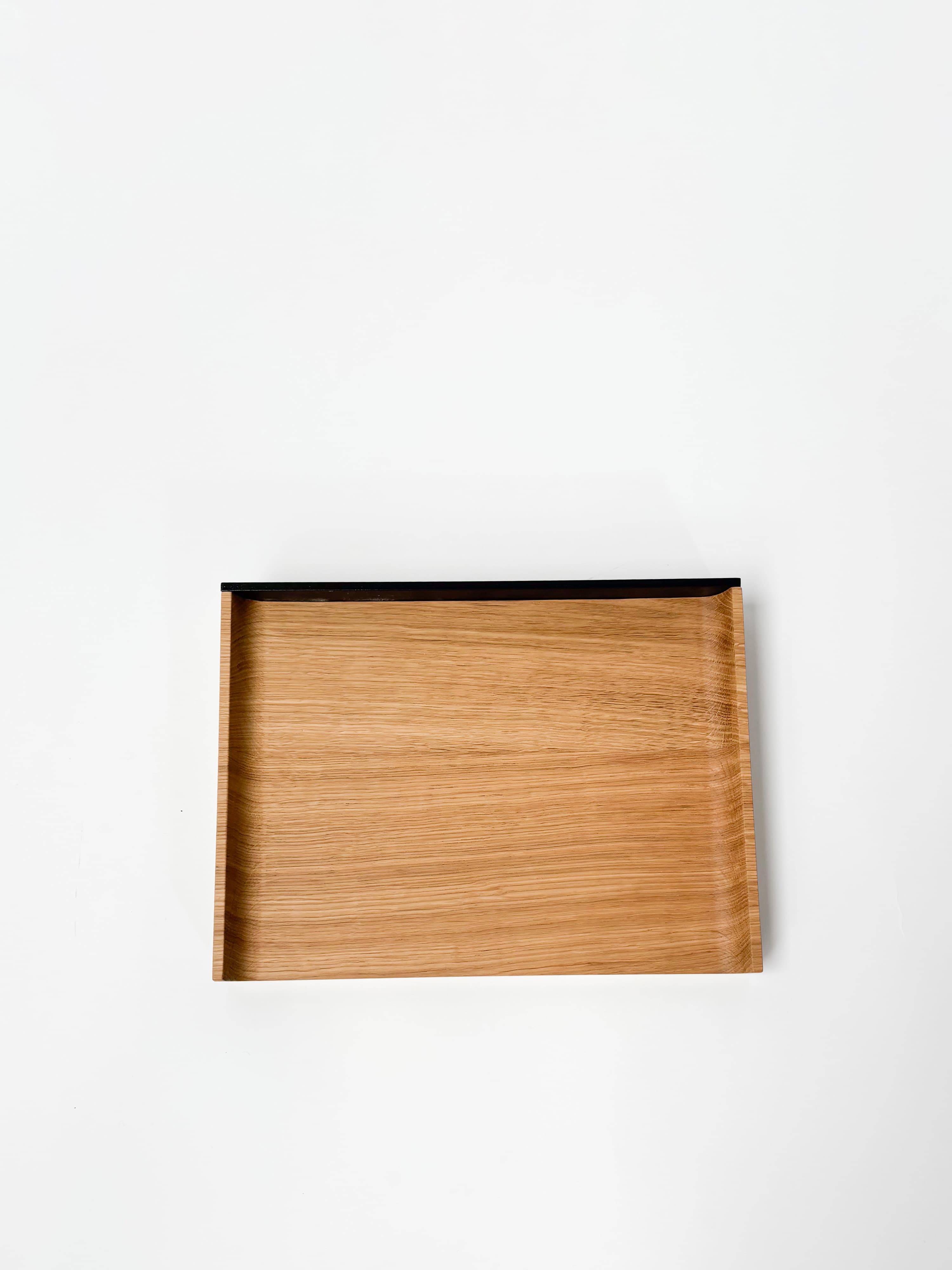 CRUSO Natural Oak Shelf with Black Metal Mount - 30cm-2