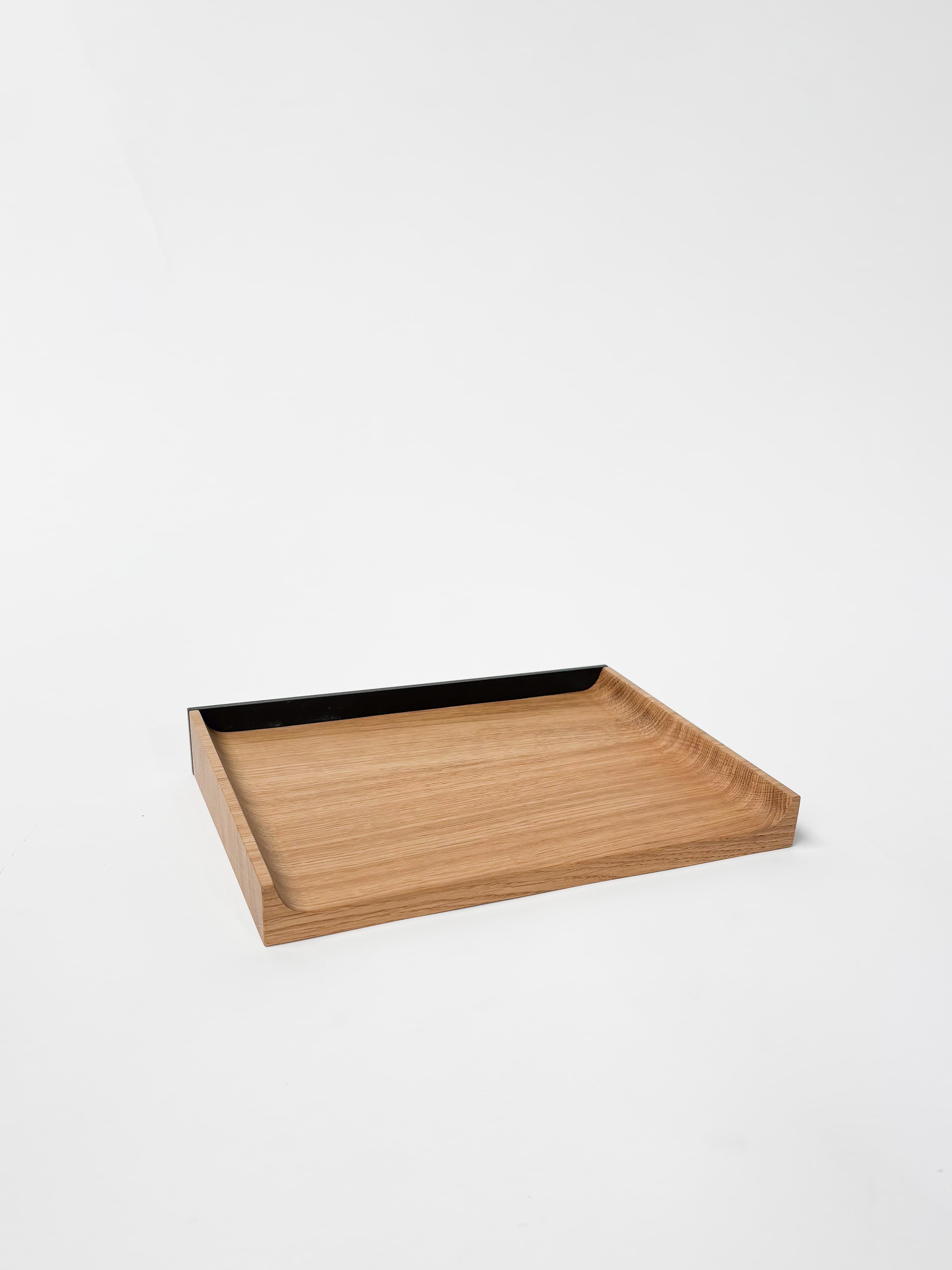 CRUSO Natural Oak Shelf with Black Metal Mount - 30cm-0