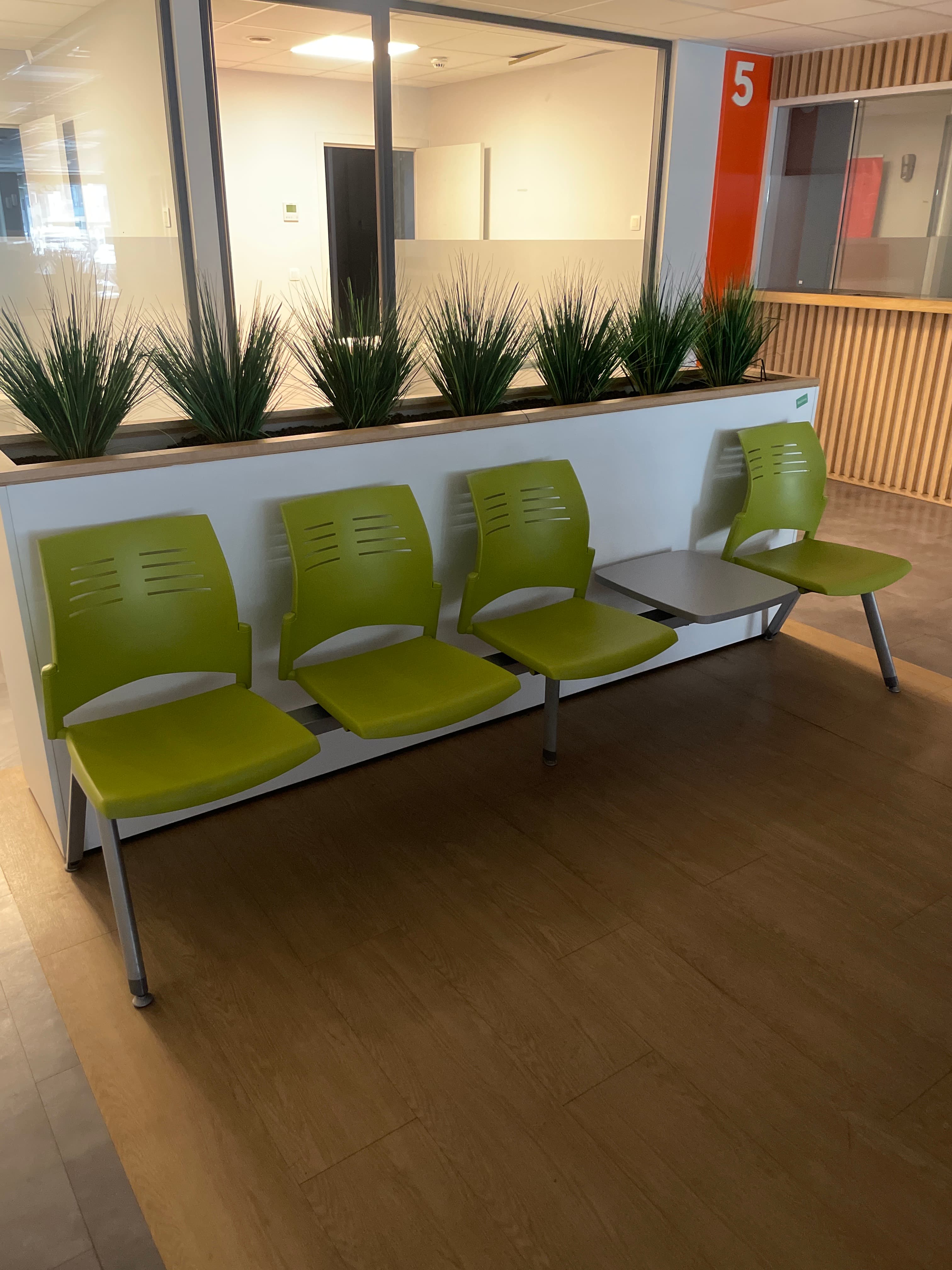 Spacio Berhin 4 Seats green yellow waiting room-0