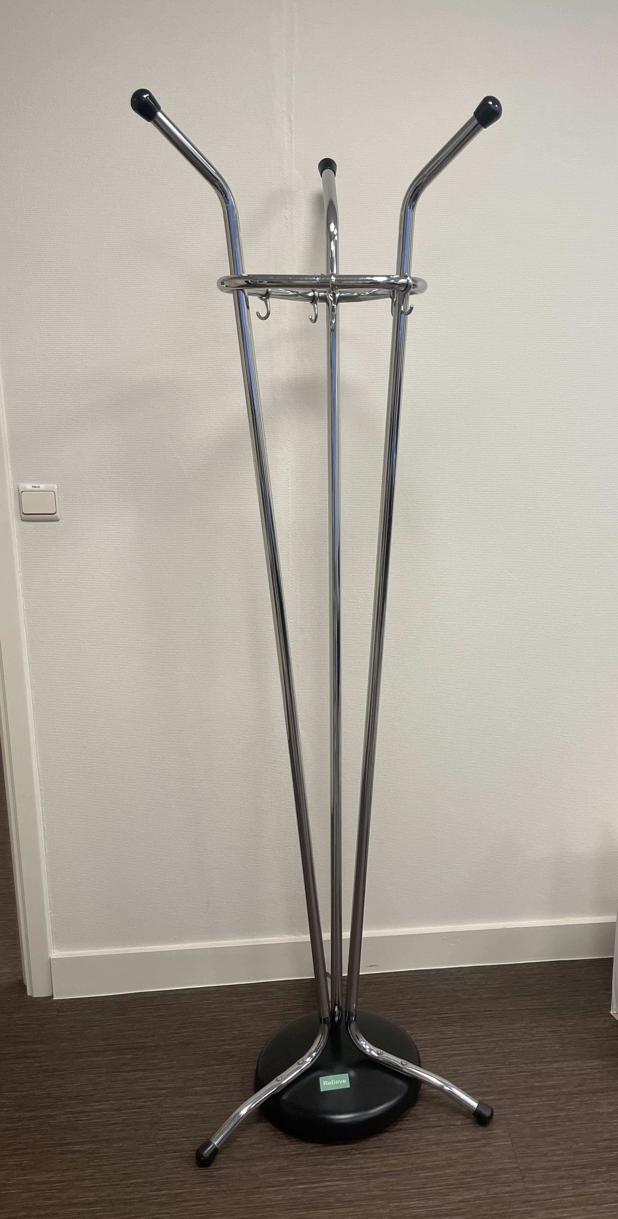 Steel coat hanger-2