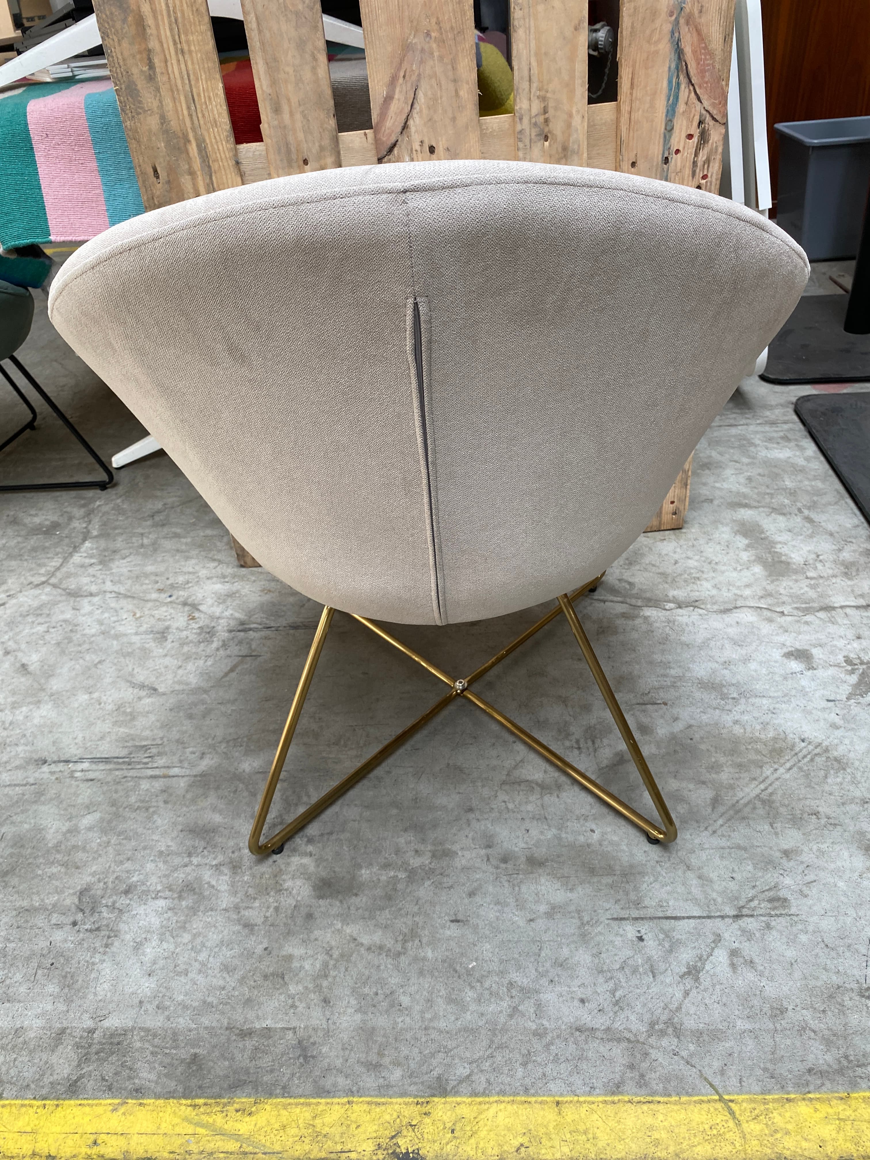 Light Grey Velvet Accent Chair with Gold Metal Legs-2