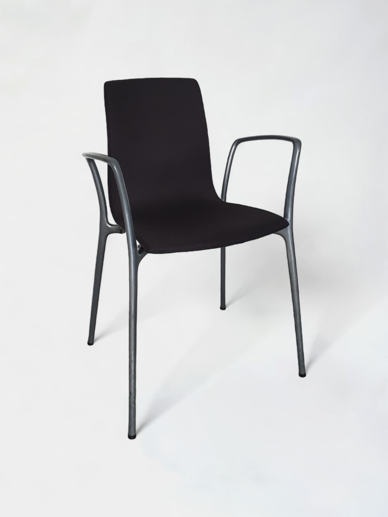 Akaba Gorka stoelen, ontworpen door Jorge Pensi-0