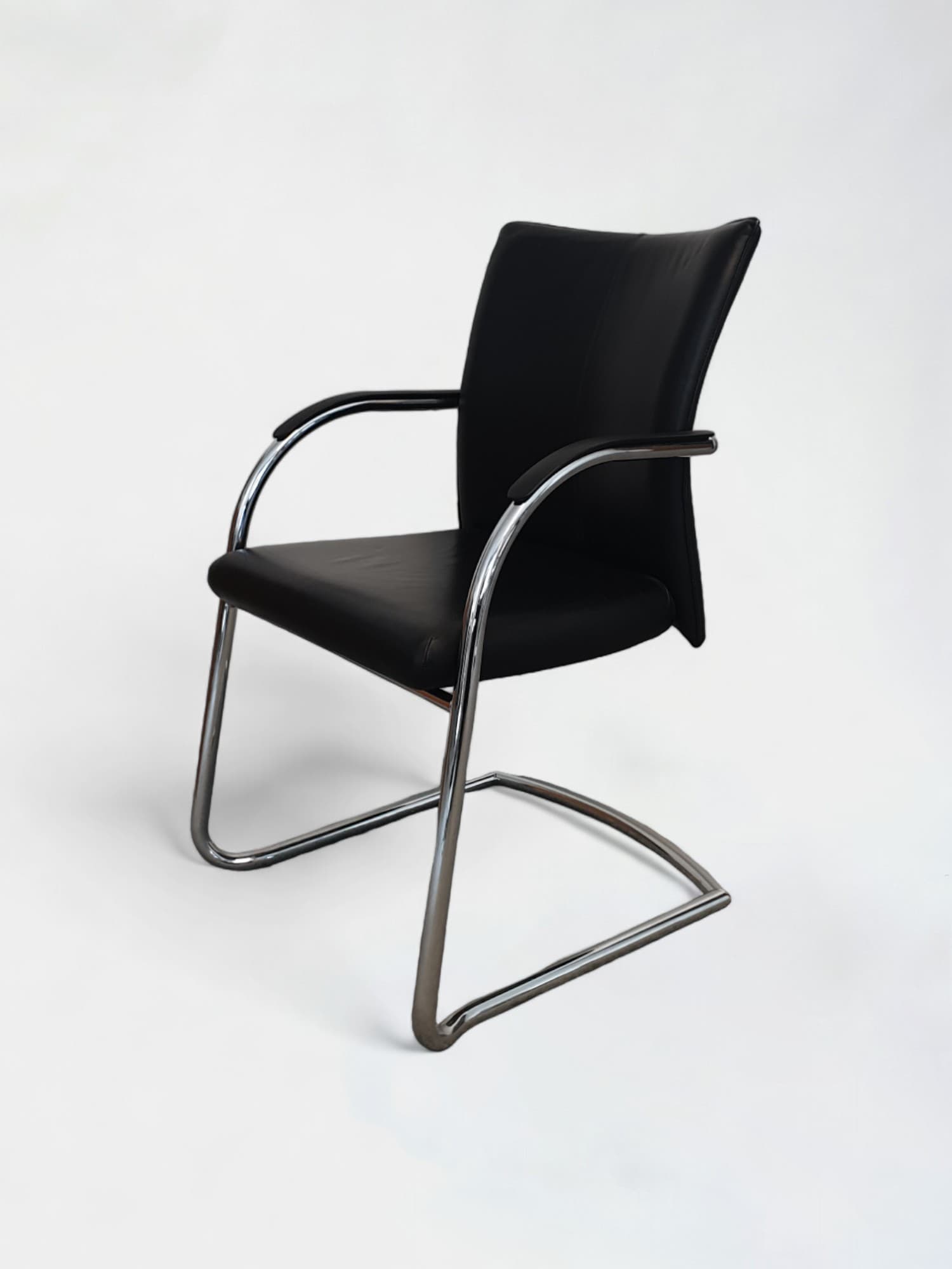 Stackable Black Leather Meeting Chair with Armrests and Chromed legs-2