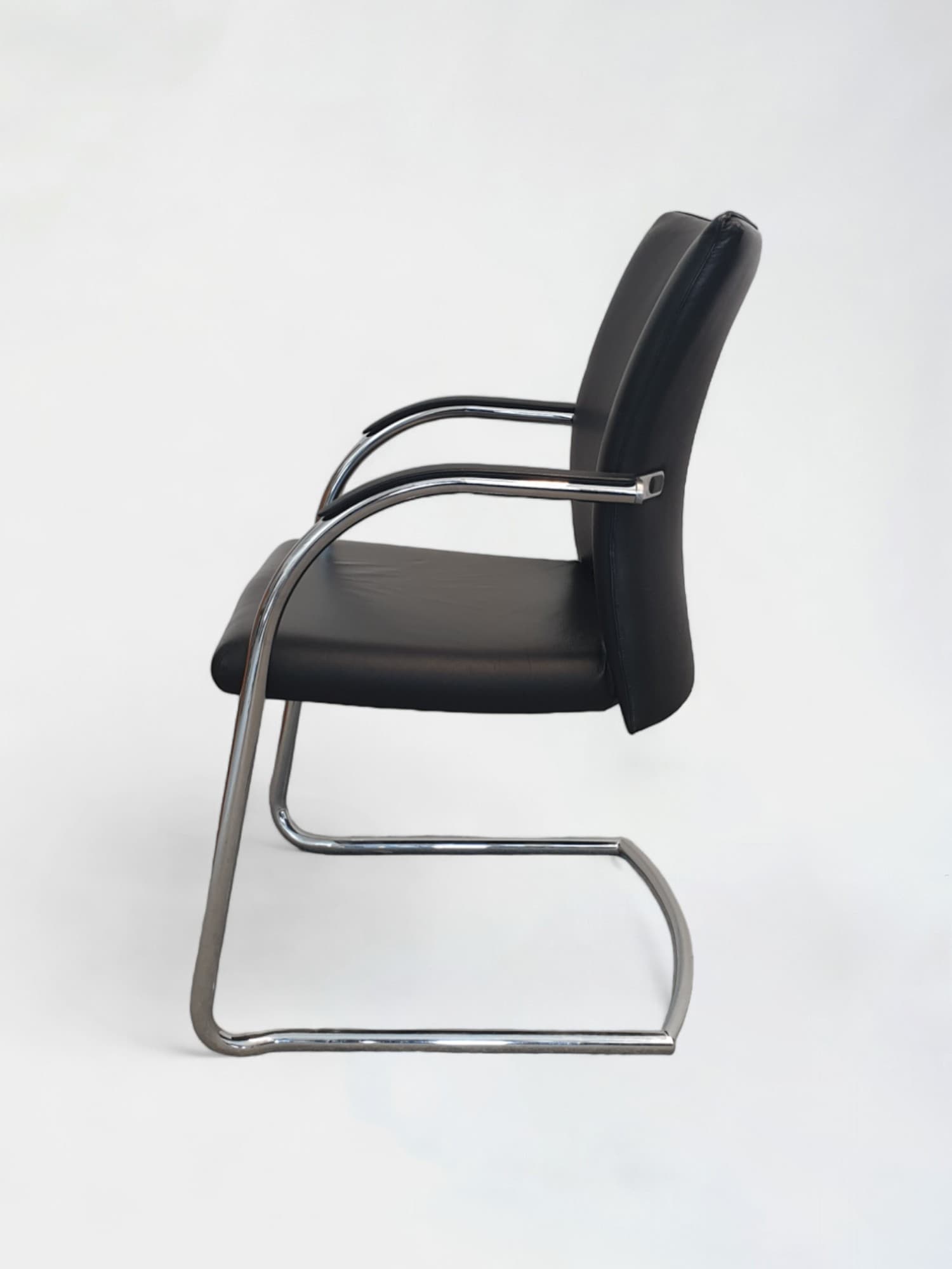 Stackable Black Leather Meeting Chair with Armrests and Chromed legs-5