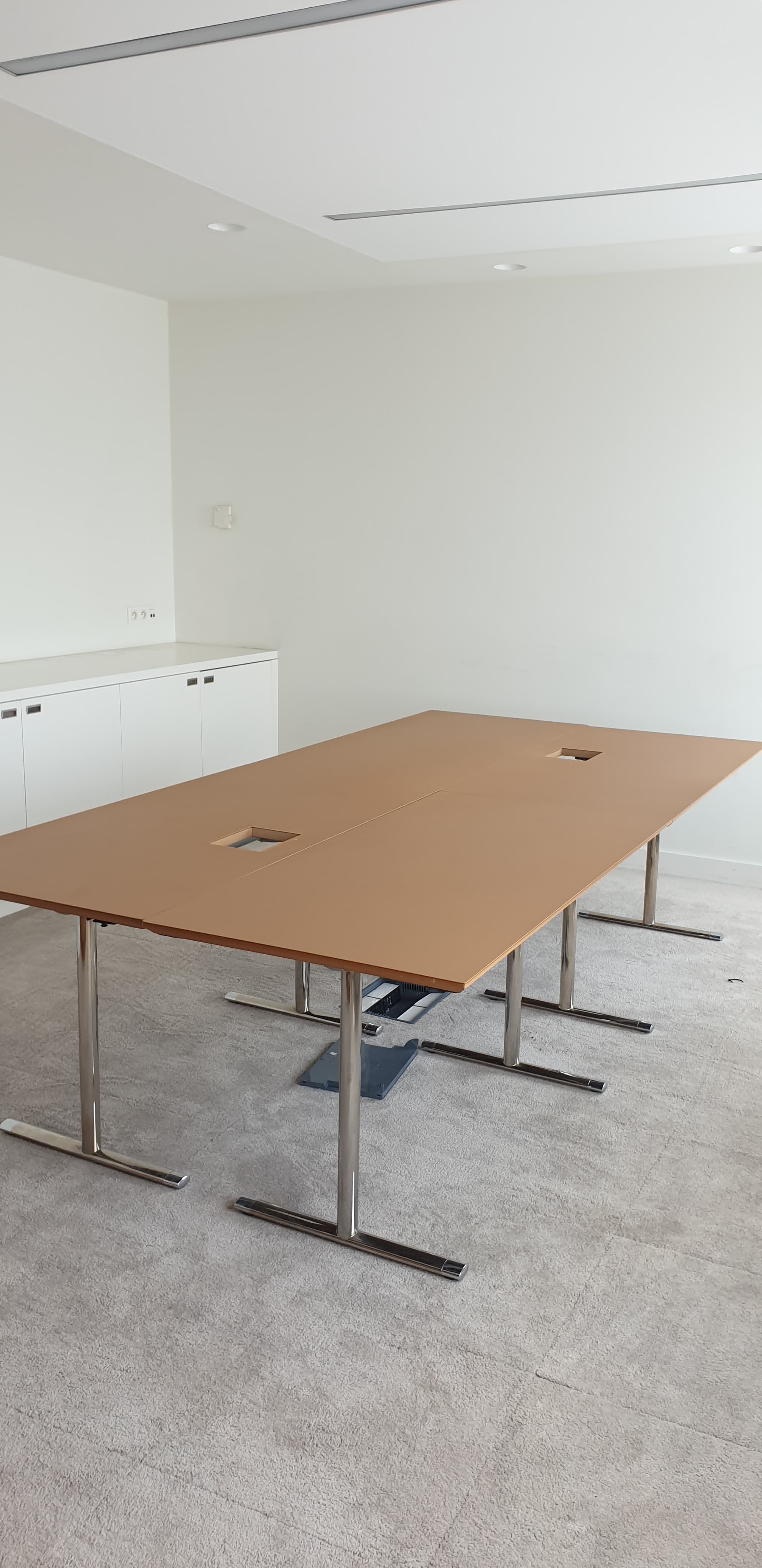 HOWE foldable Camel Leather Table on chromed legs-1