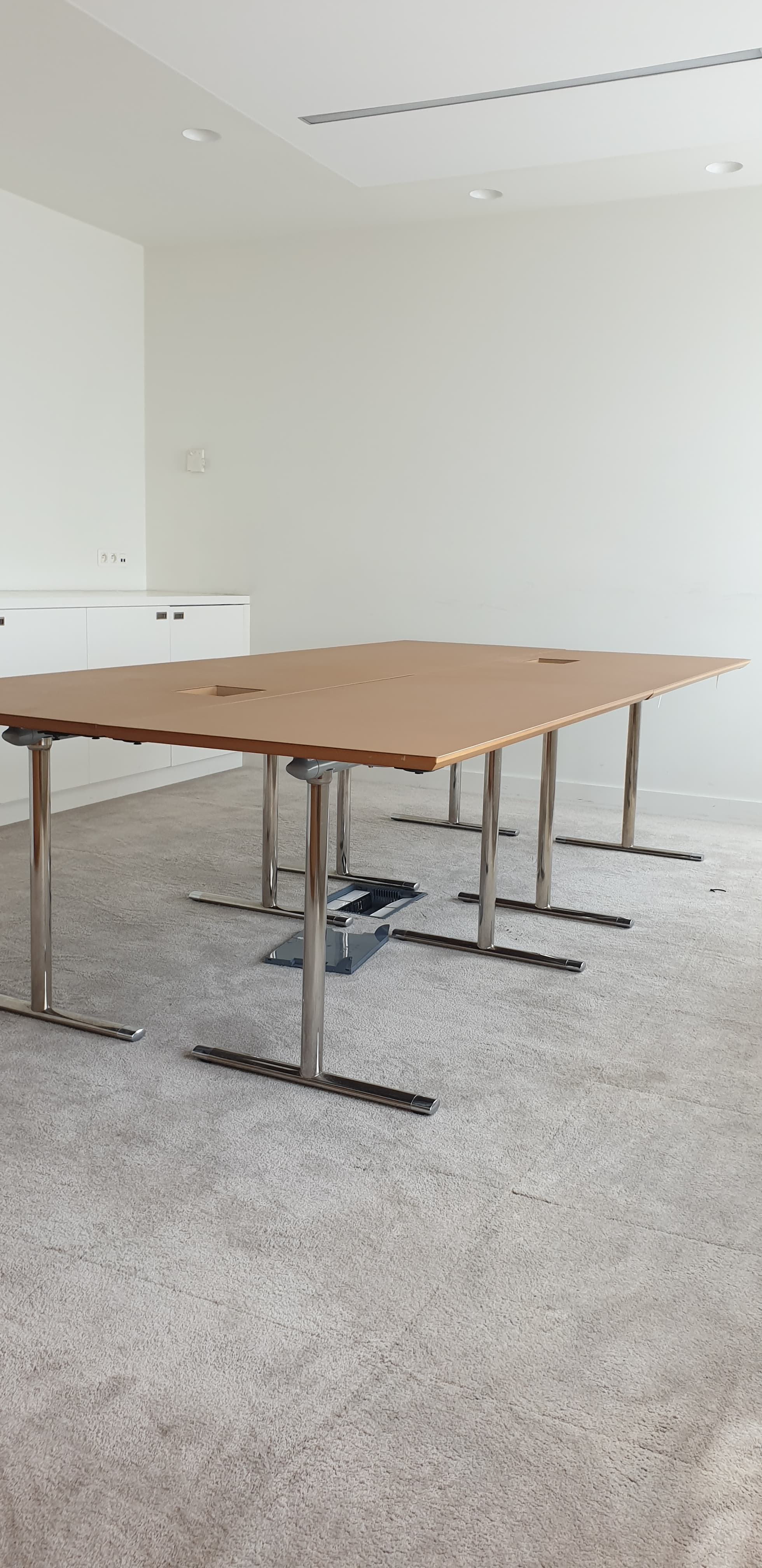 HOWE foldable Camel Leather Table on chromed legs-0