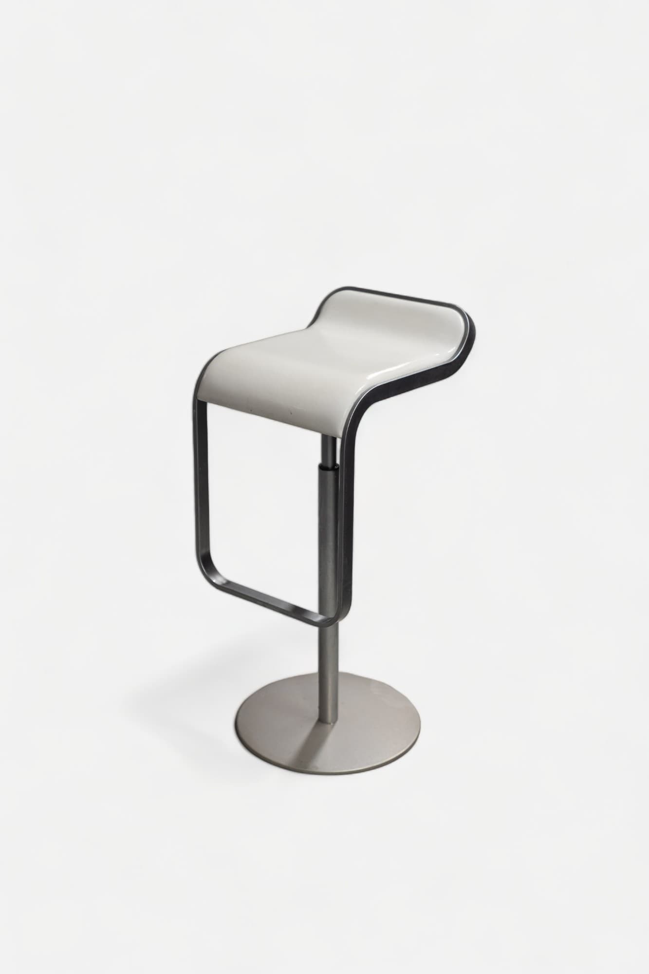 Lapalma Lem Wit lederen verstelbare kruk op grijze poten-0