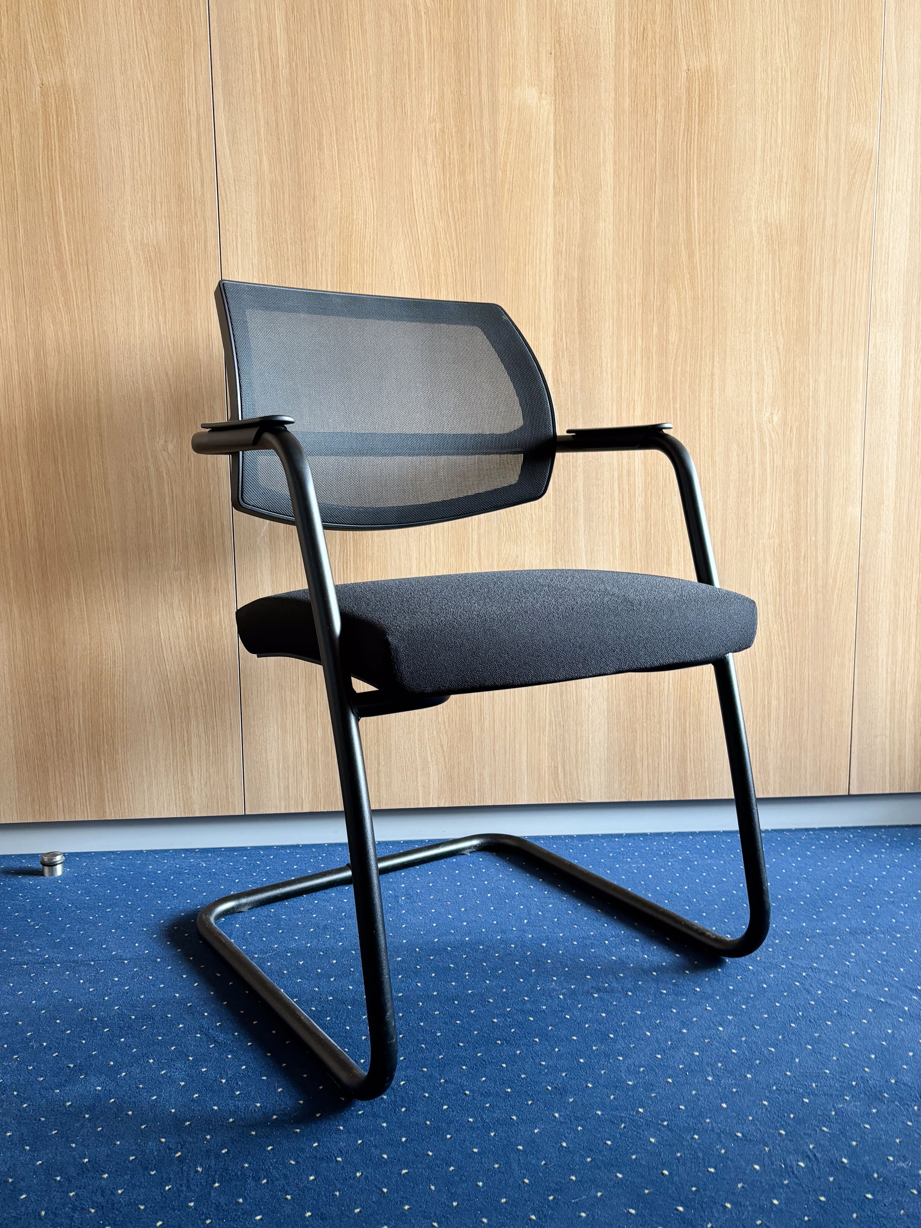 Black Mesh Ergonomic Office Chair with Lumbar Support-3