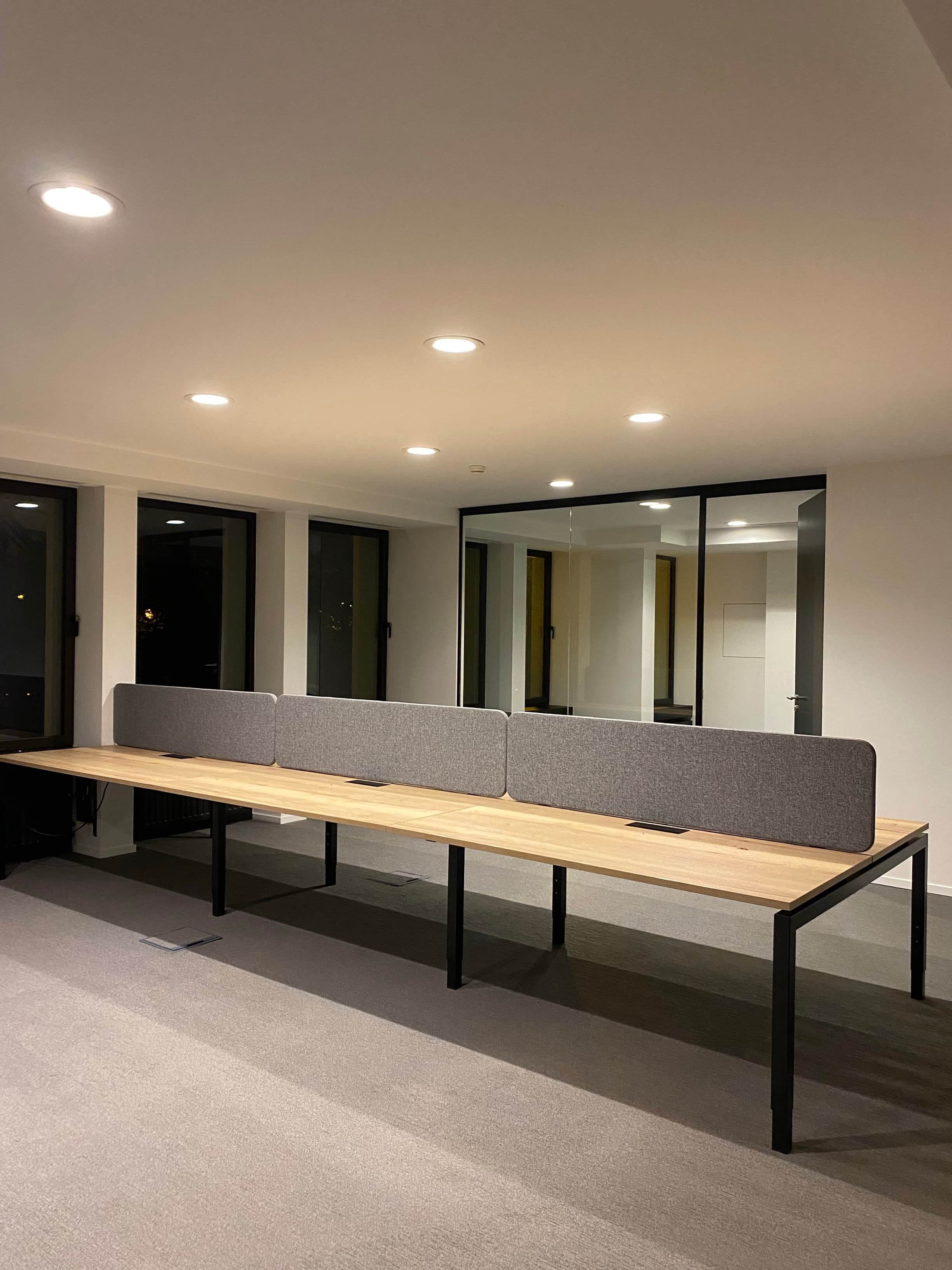 6x persons wood top bench desks with metal black legs and grey separator-4