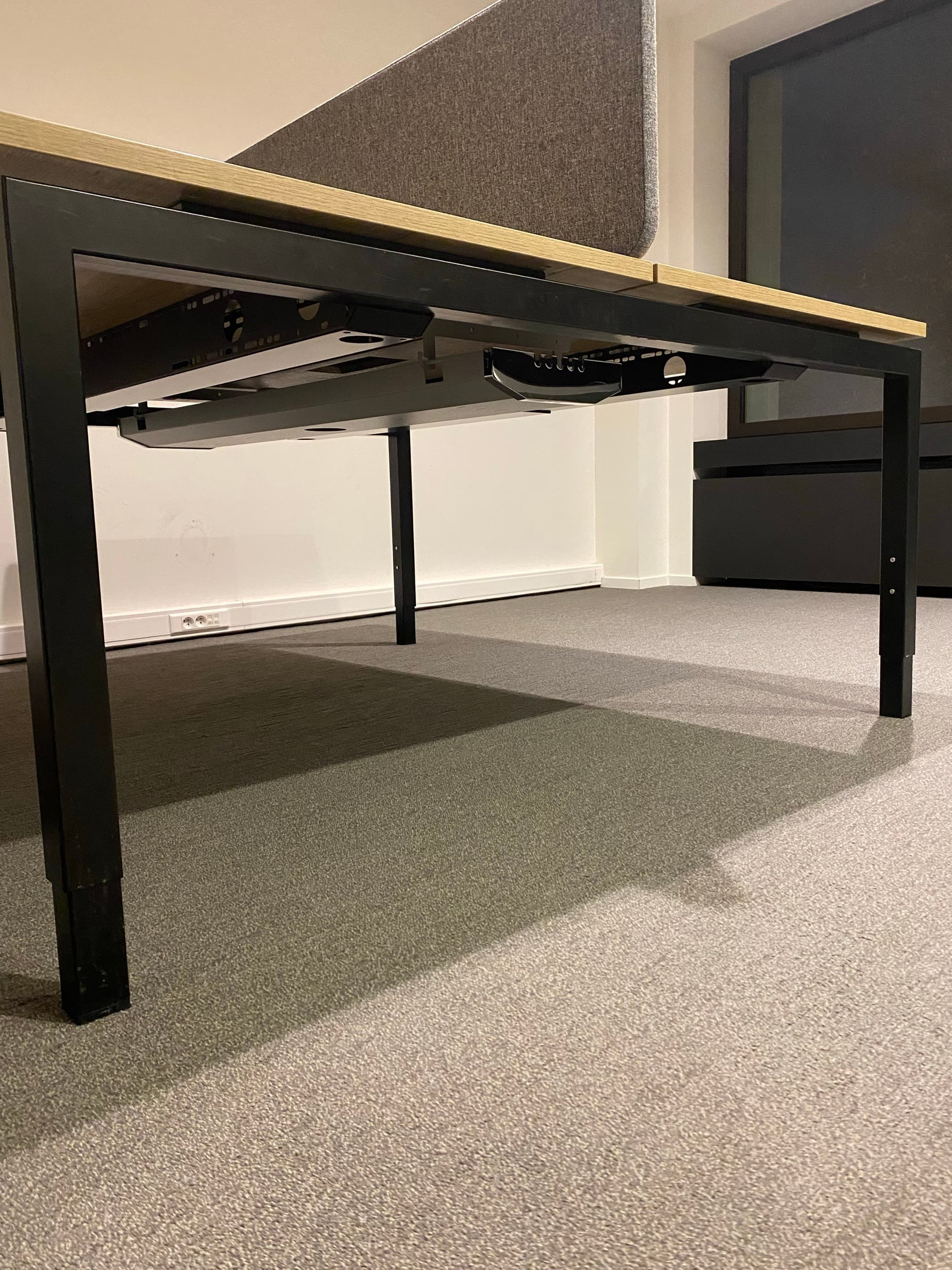 160cm Duo wood top desks with adjustable metal black legs and grey separator-3