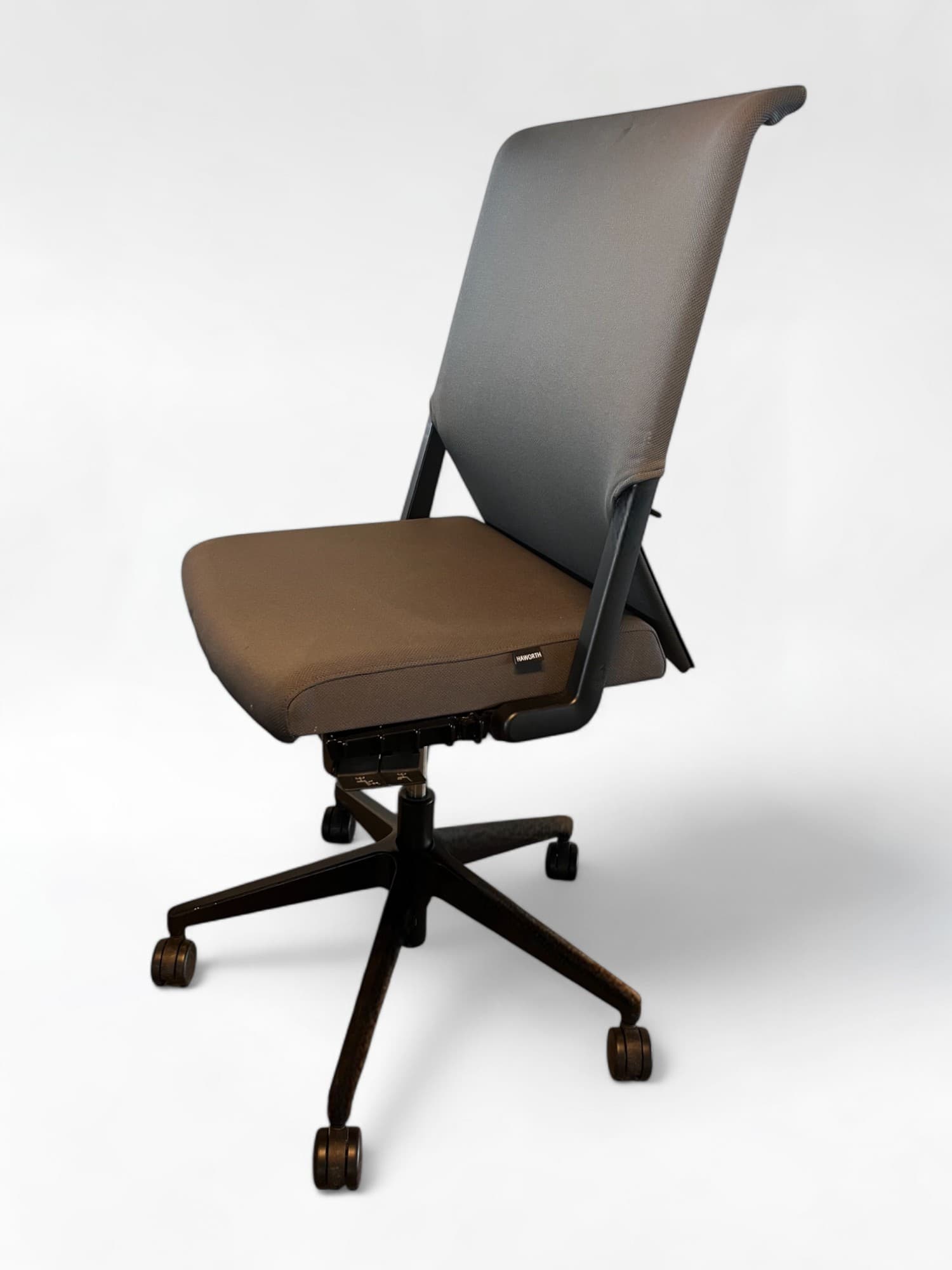 Haworth Black Comforto 59 without armrests-3